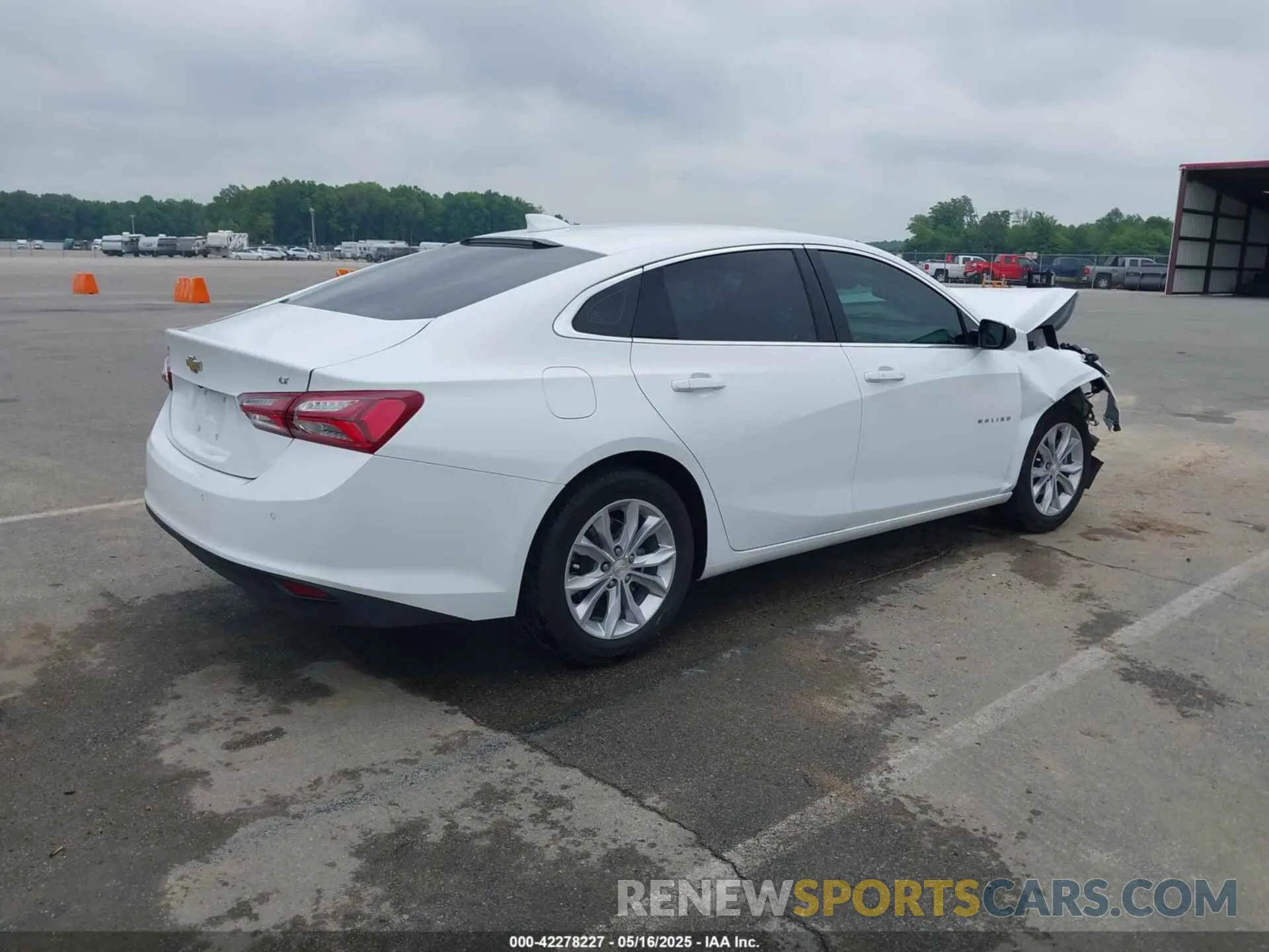 4 fotografías del automóvil dañado 1G1ZD5ST0NF192744 CHEVROLET MALIBU 2022