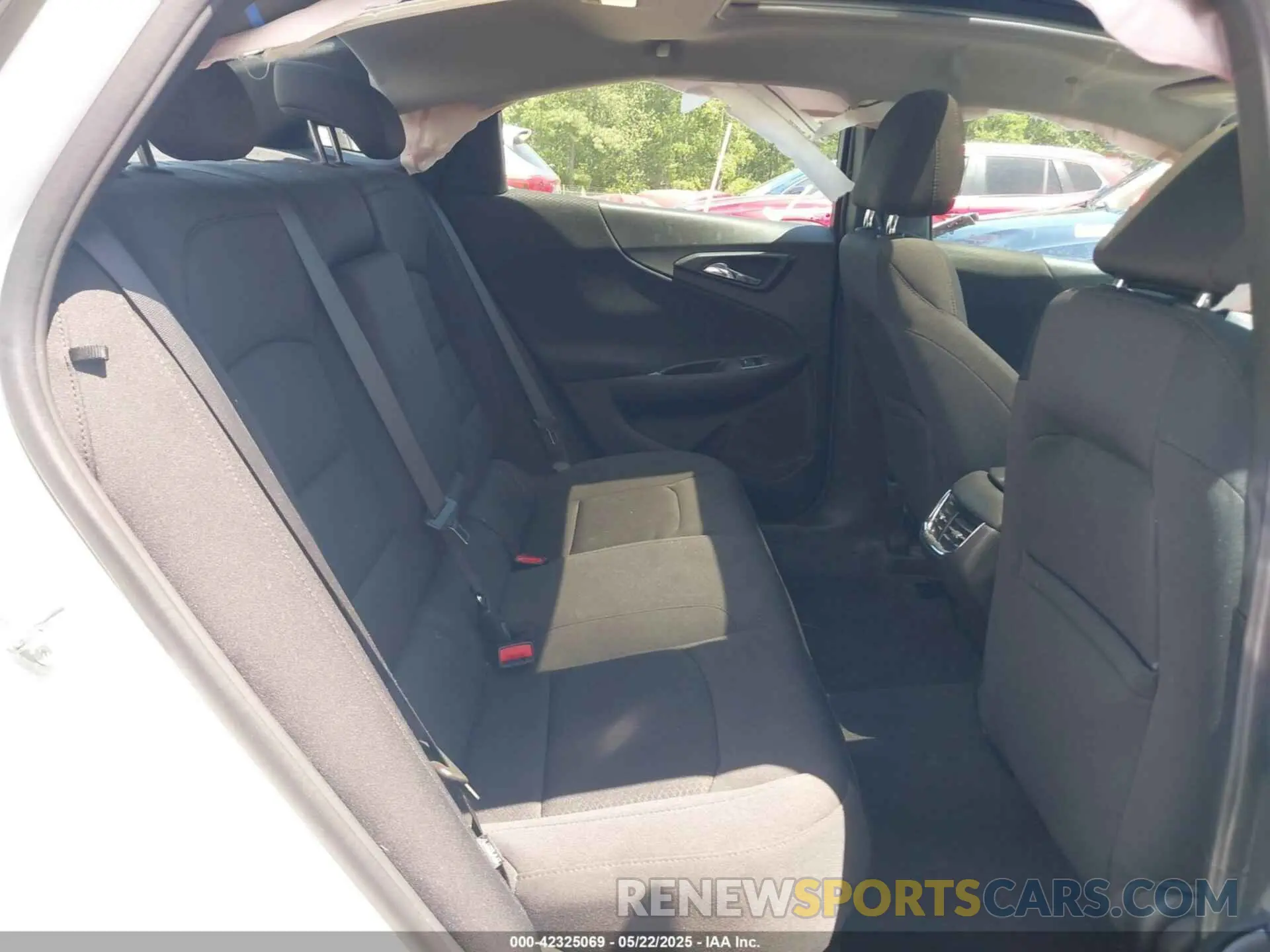 8 fotografías del automóvil dañado 1G1ZD5ST0NF198687 CHEVROLET MALIBU 2022