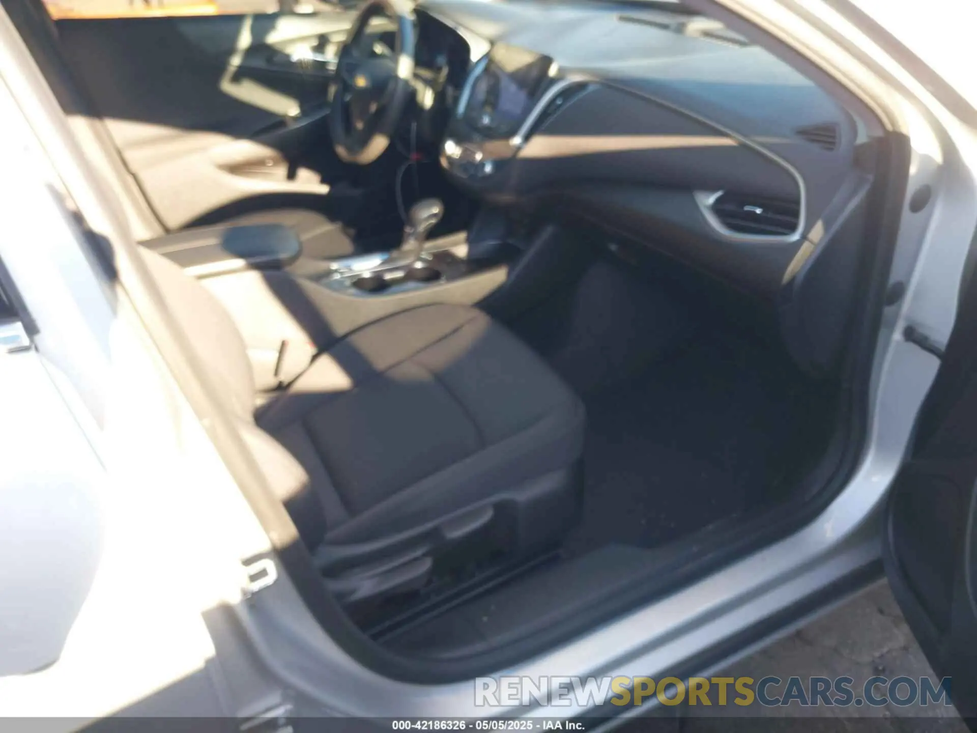 5 fotografías del automóvil dañado 1G1ZD5ST1NF124453 CHEVROLET MALIBU 2022