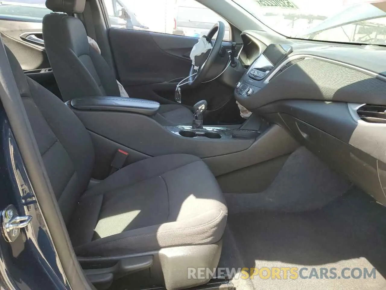 7 fotografías del automóvil dañado 1G1ZD5ST1NF171370 CHEVROLET MALIBU 2022