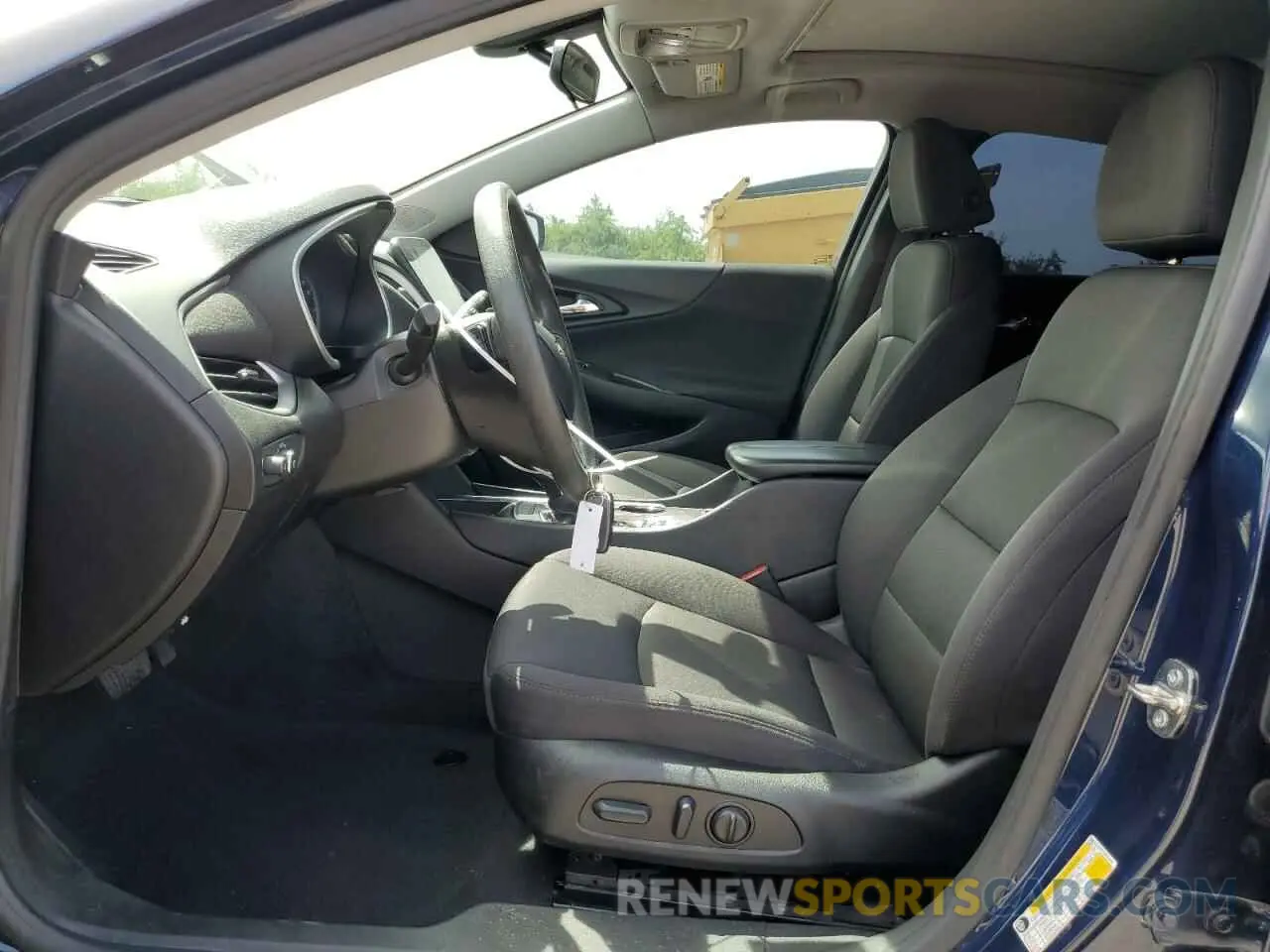 7 fotografías del automóvil dañado 1G1ZD5ST2NF176223 CHEVROLET MALIBU 2022