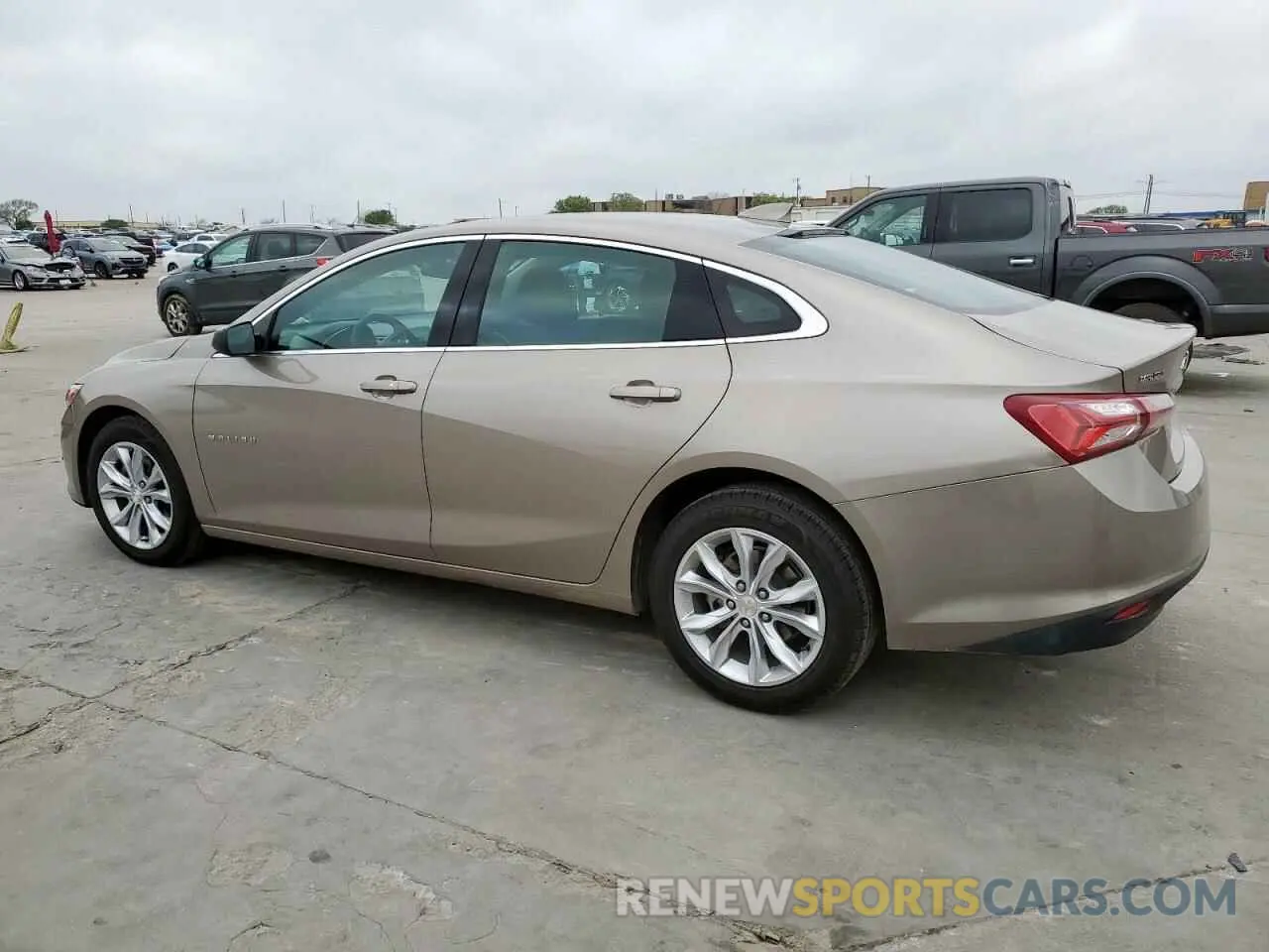 2 fotografías del automóvil dañado 1G1ZD5ST3NF118511 CHEVROLET MALIBU 2022