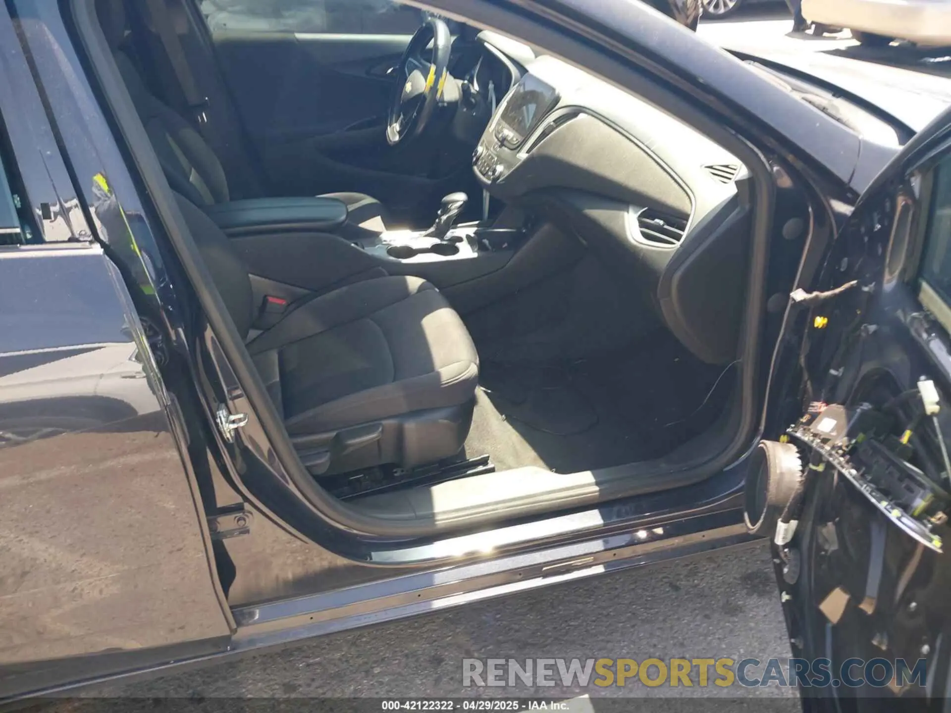 5 fotografías del automóvil dañado 1G1ZD5ST3NF120789 CHEVROLET MALIBU 2022