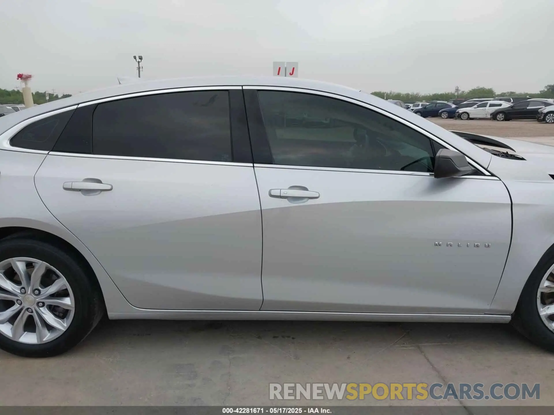 14 fotografías del automóvil dañado 1G1ZD5ST3NF160452 CHEVROLET MALIBU 2022