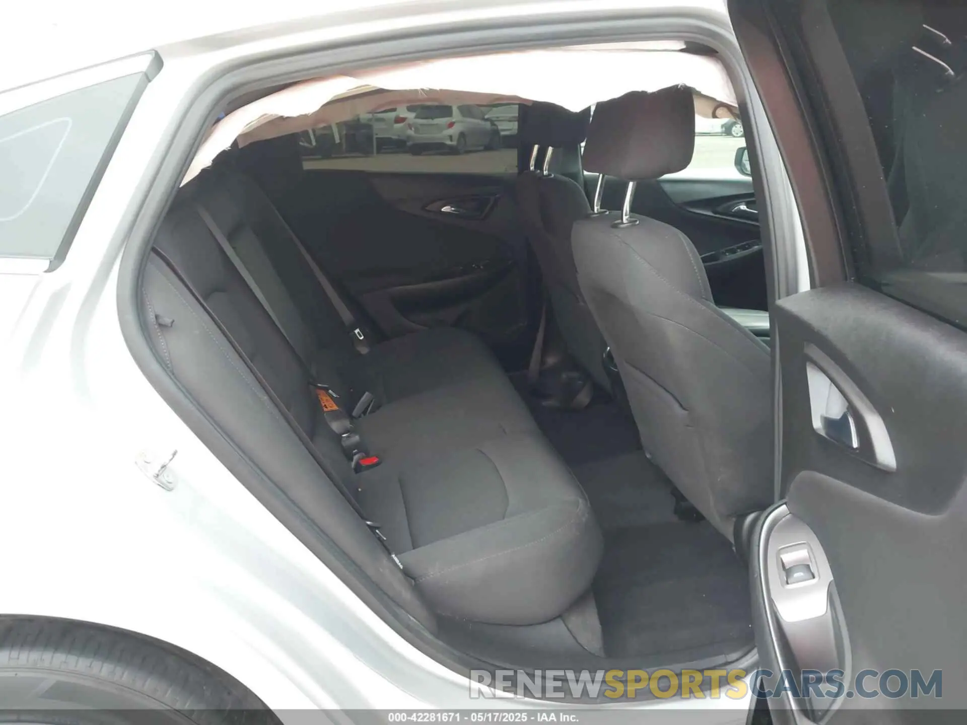 8 fotografías del automóvil dañado 1G1ZD5ST3NF160452 CHEVROLET MALIBU 2022