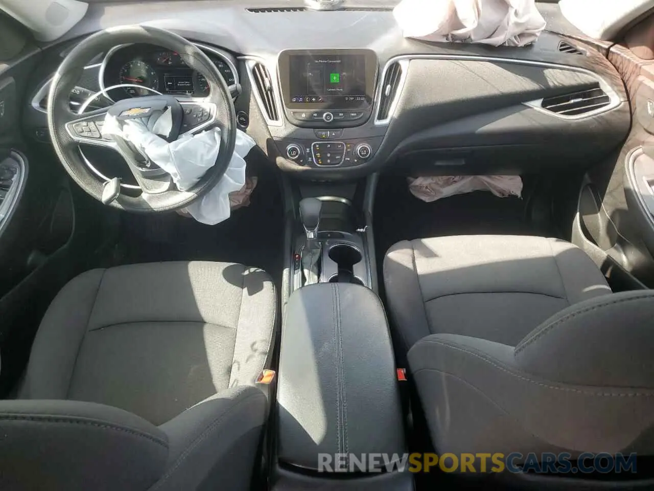 8 fotografías del automóvil dañado 1G1ZD5ST4NF166261 CHEVROLET MALIBU 2022