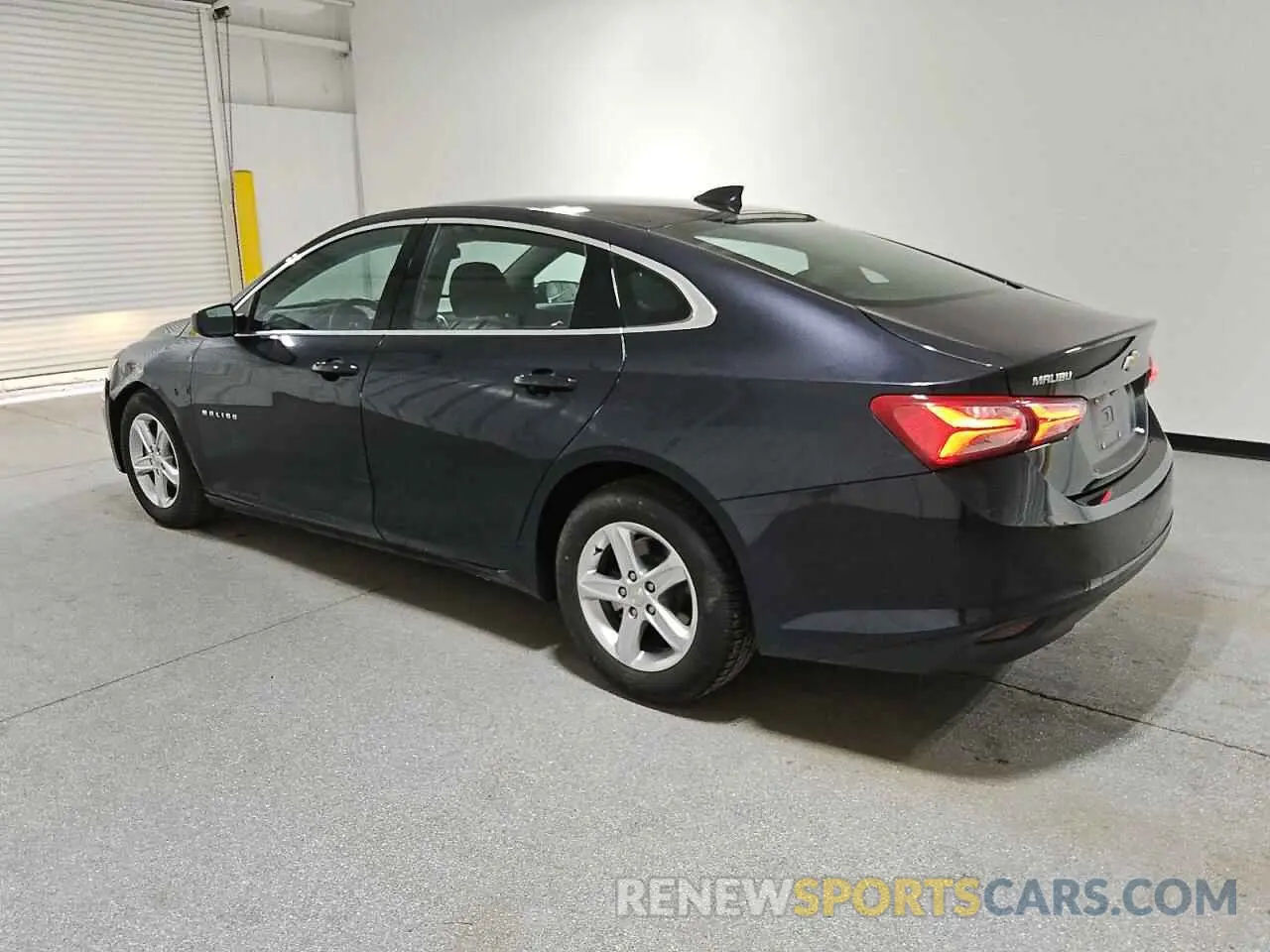2 fotografías del automóvil dañado 1G1ZD5ST4NF168026 CHEVROLET MALIBU 2022