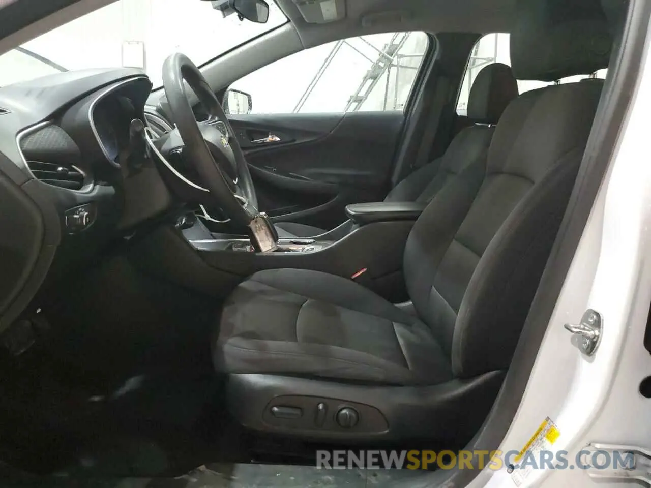 7 fotografías del automóvil dañado 1G1ZD5ST4NF180581 CHEVROLET MALIBU 2022