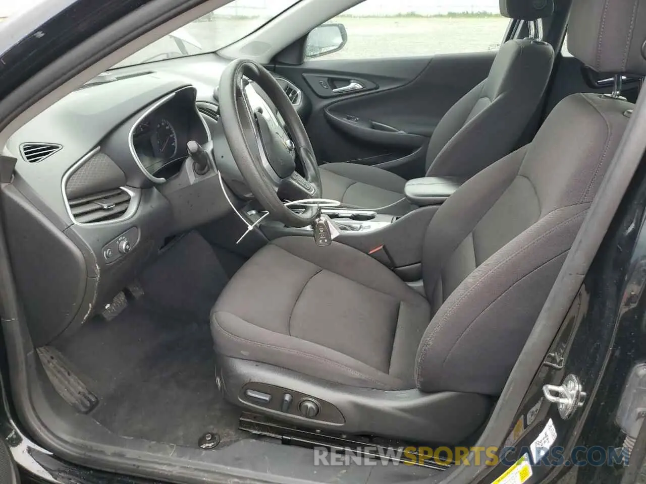 7 fotografías del automóvil dañado 1G1ZD5ST4NF181049 CHEVROLET MALIBU 2022