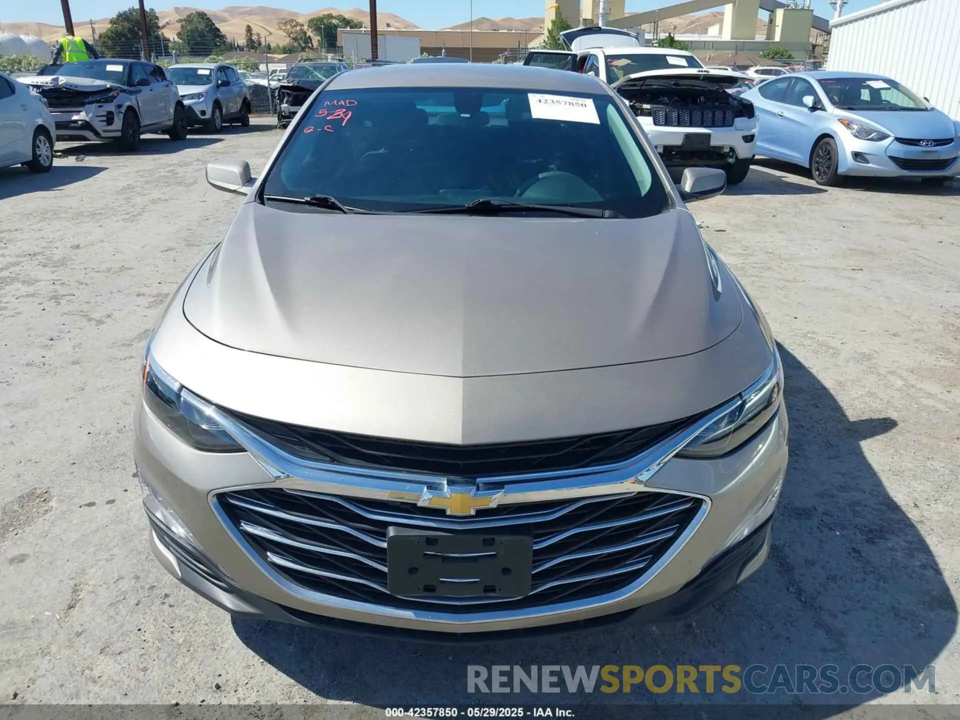 12 fotografías del automóvil dañado 1G1ZD5ST4NF194626 CHEVROLET MALIBU 2022