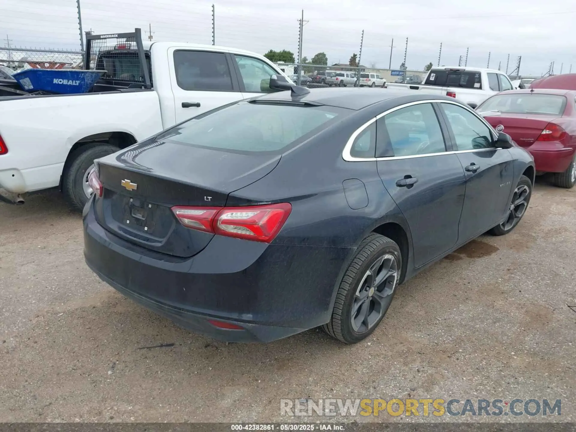 4 fotografías del automóvil dañado 1G1ZD5ST5NF130109 CHEVROLET MALIBU 2022