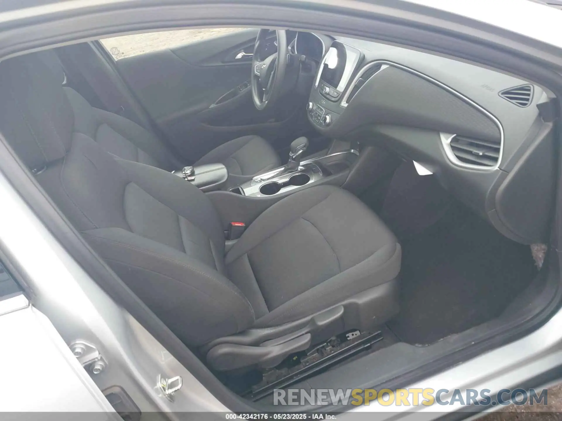 5 fotografías del automóvil dañado 1G1ZD5ST5NF148240 CHEVROLET MALIBU 2022