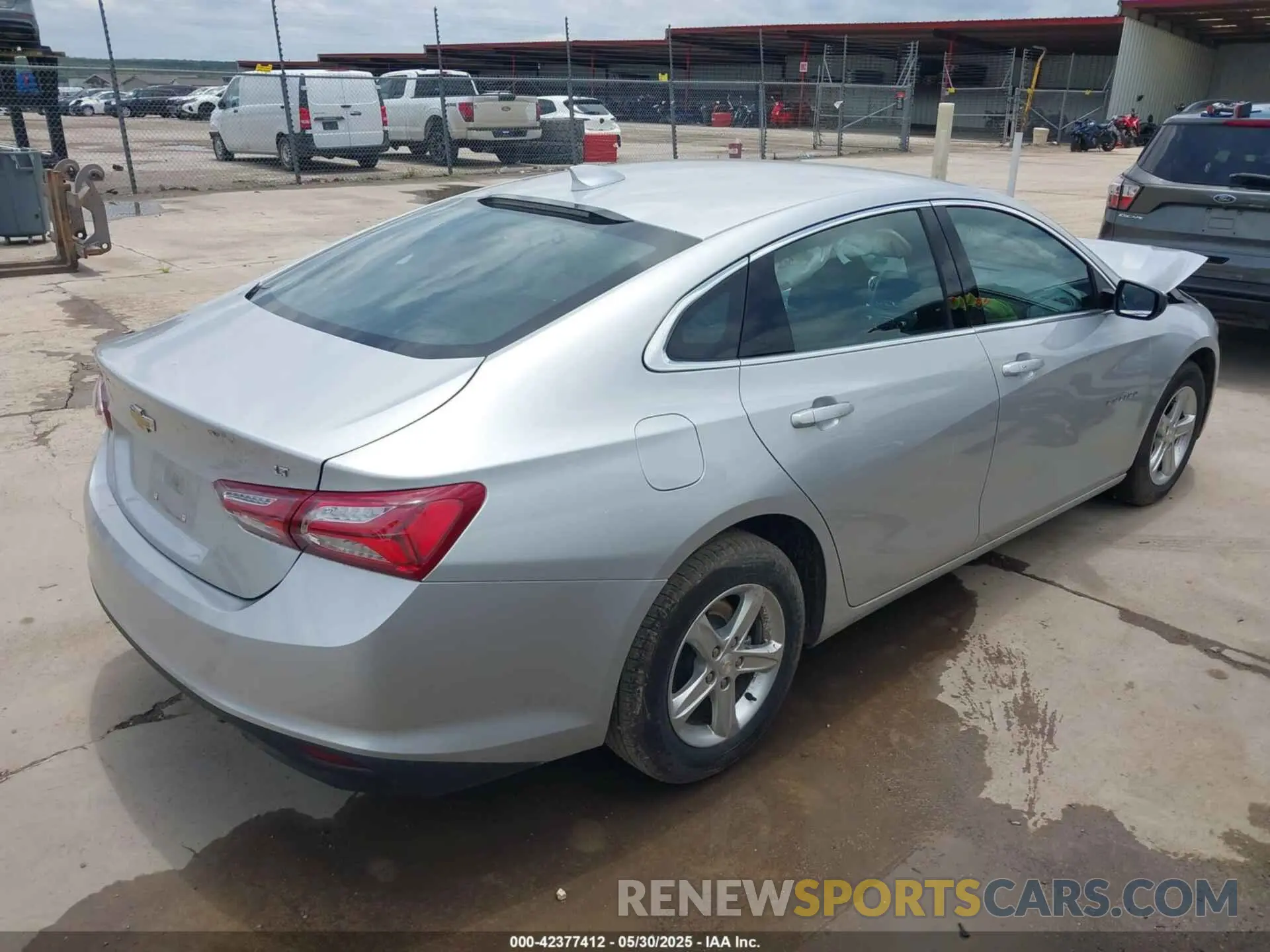 4 fotografías del automóvil dañado 1G1ZD5ST5NF173719 CHEVROLET MALIBU 2022