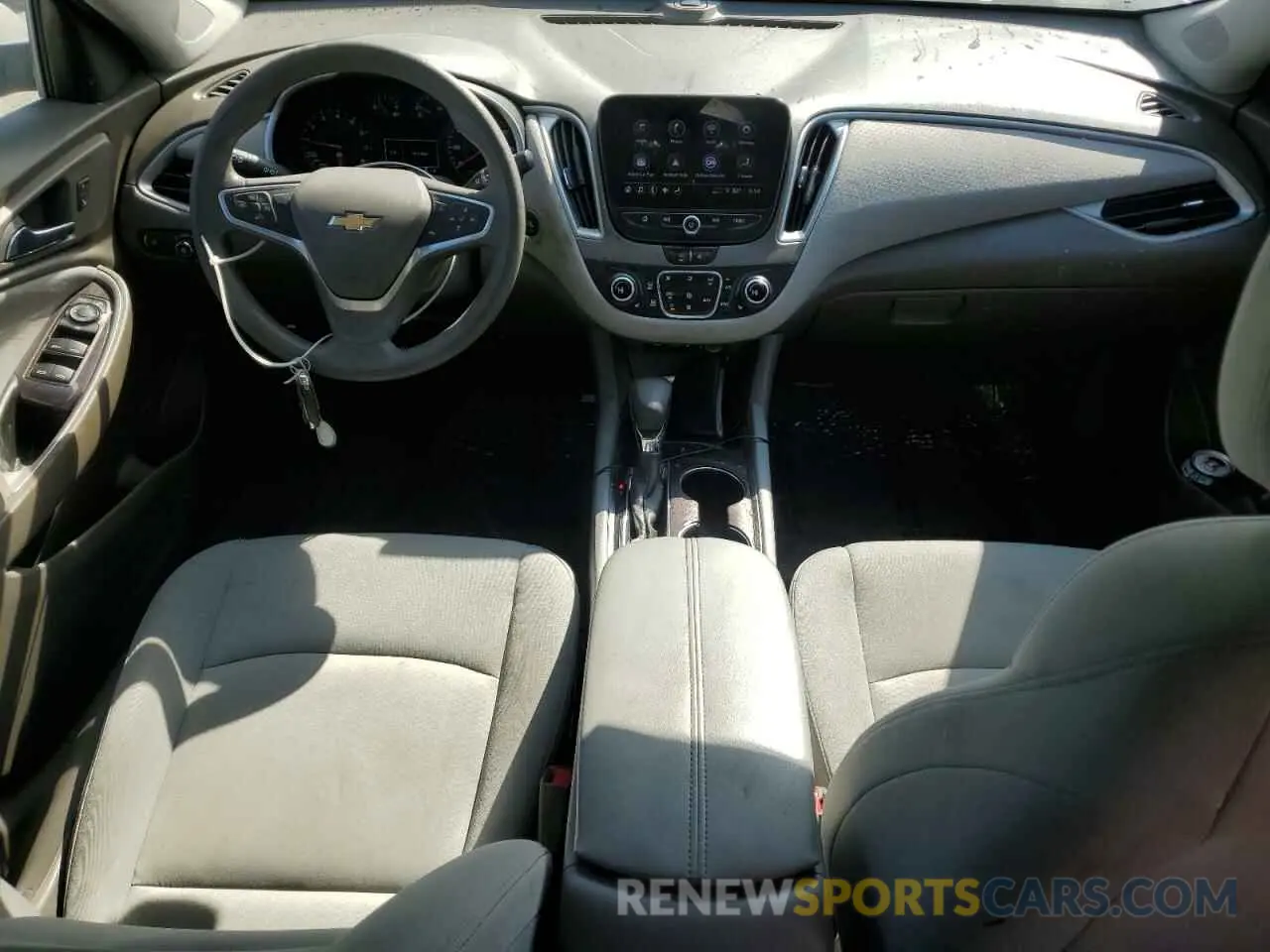 8 fotografías del automóvil dañado 1G1ZD5ST5NF185403 CHEVROLET MALIBU 2022