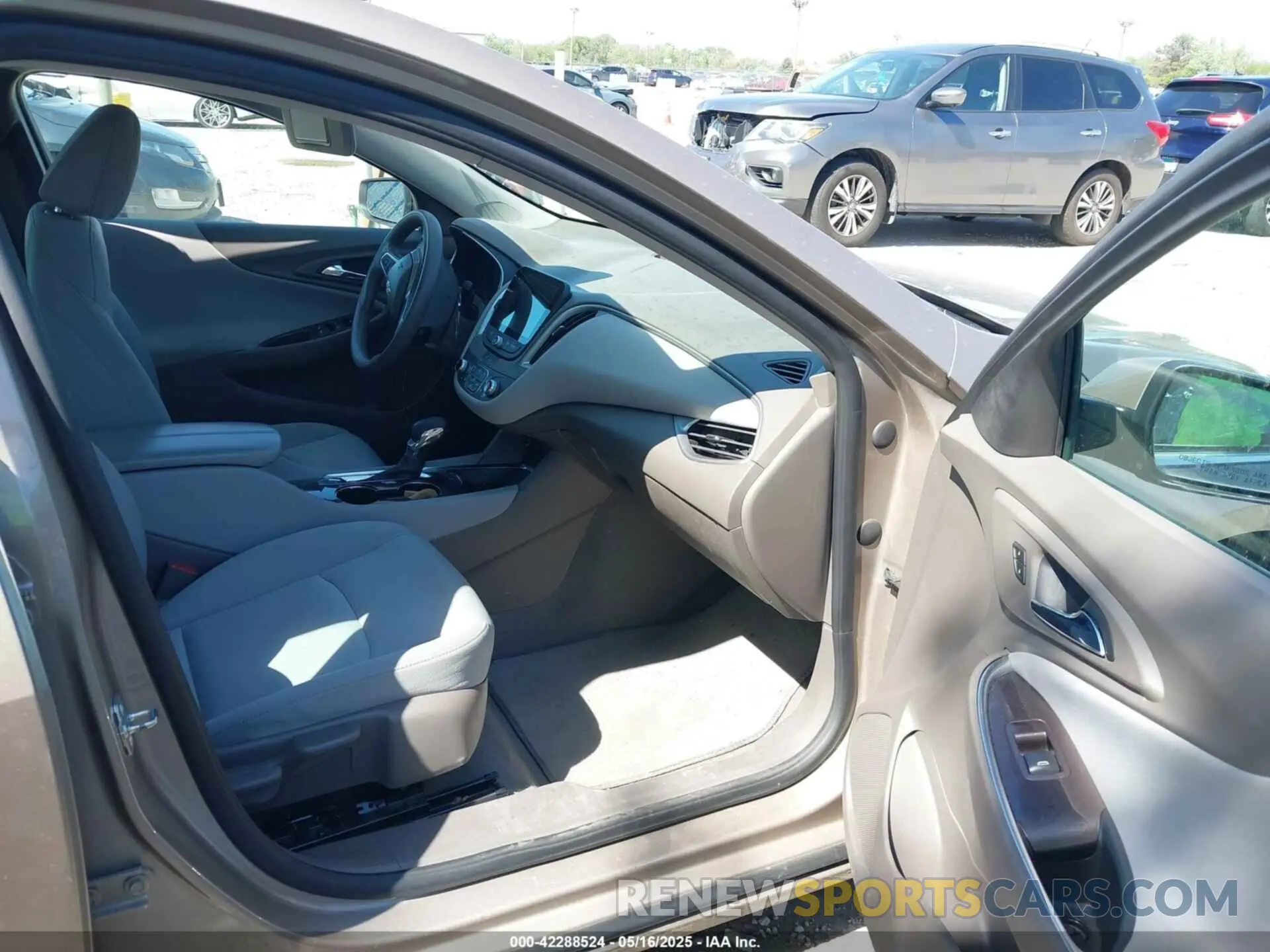 5 fotografías del automóvil dañado 1G1ZD5ST6NF125064 CHEVROLET MALIBU 2022