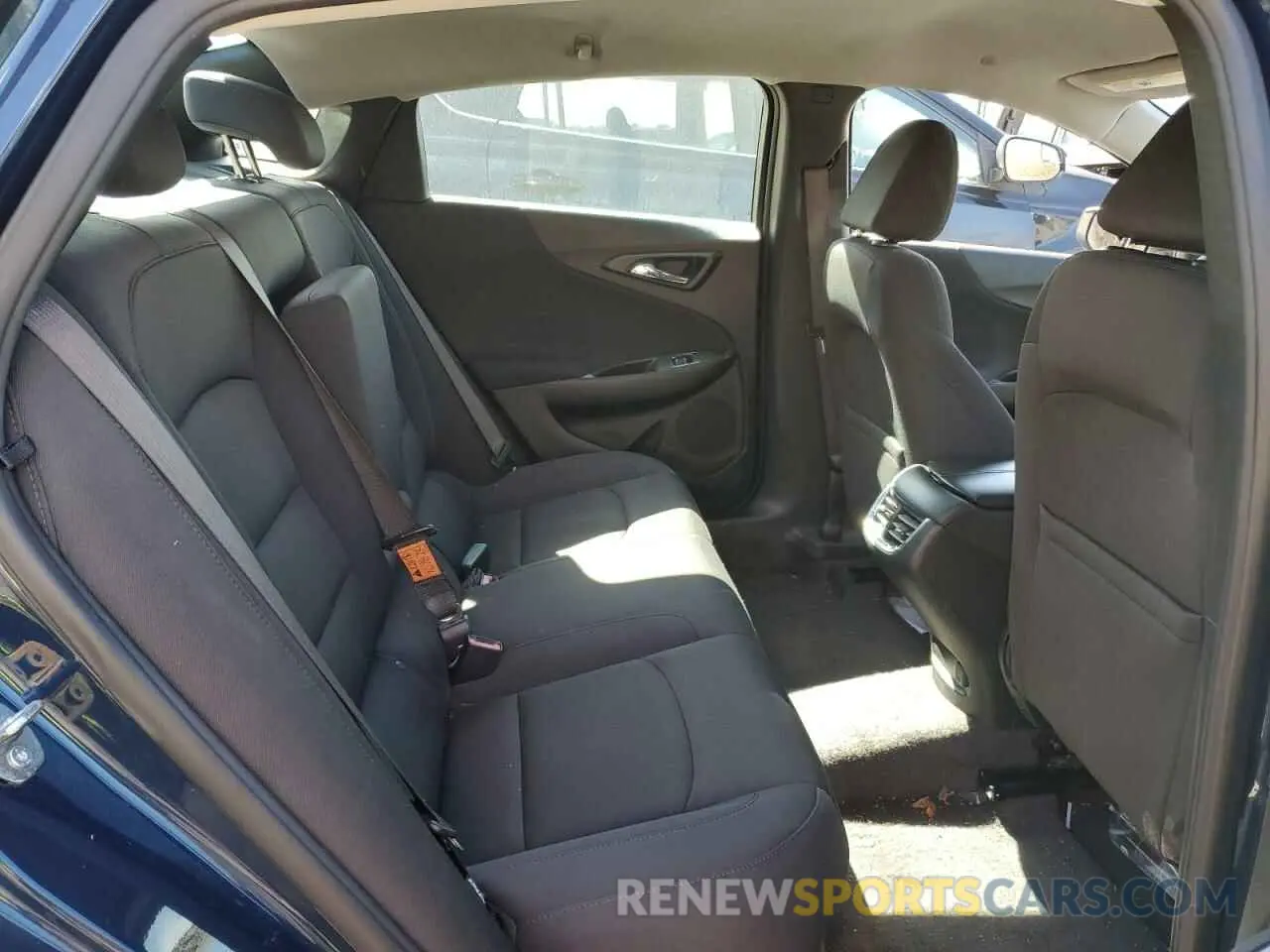10 fotografías del automóvil dañado 1G1ZD5ST6NF126487 CHEVROLET MALIBU 2022