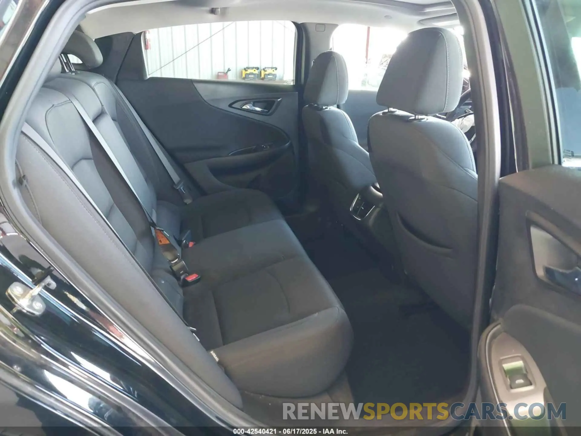 8 fotografías del automóvil dañado 1G1ZD5ST6NF133455 CHEVROLET MALIBU 2022