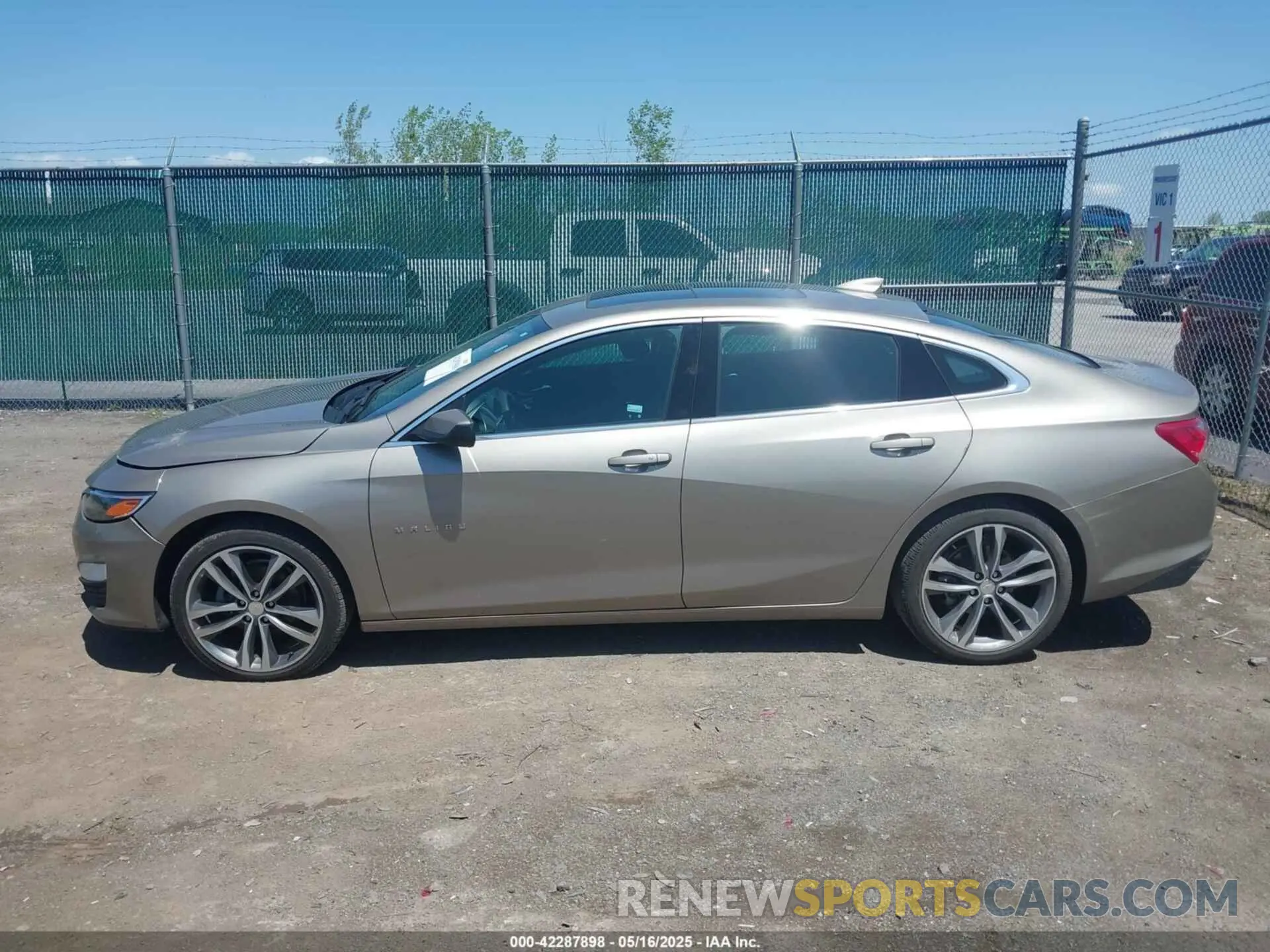 14 fotografías del automóvil dañado 1G1ZD5ST6NF178010 CHEVROLET MALIBU 2022