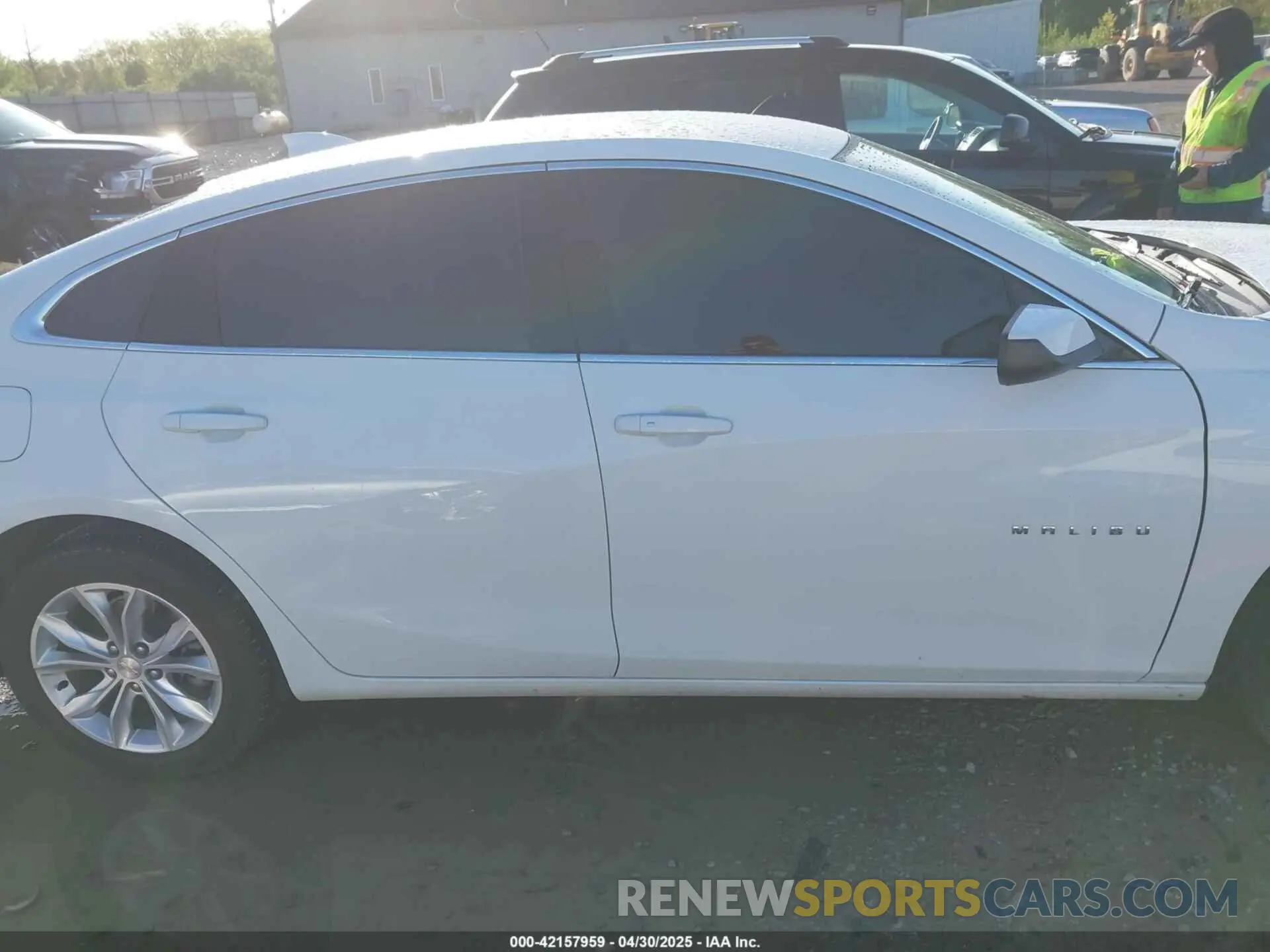 13 fotografías del automóvil dañado 1G1ZD5ST7NF115966 CHEVROLET MALIBU 2022