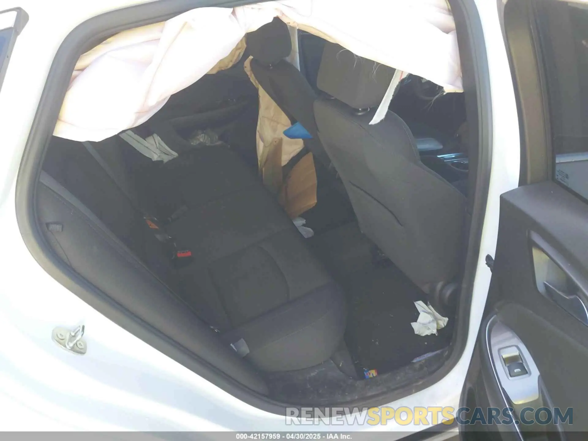 8 fotografías del automóvil dañado 1G1ZD5ST7NF115966 CHEVROLET MALIBU 2022