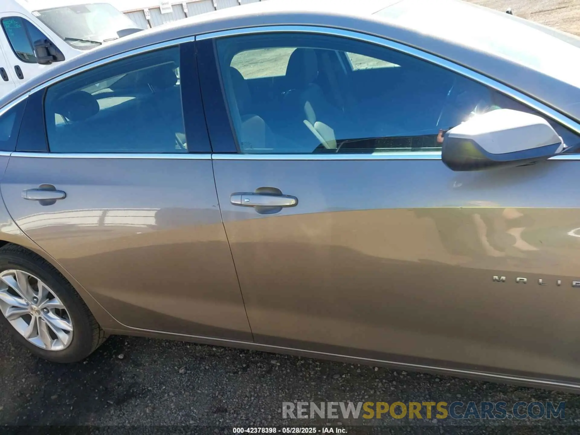 13 fotografías del automóvil dañado 1G1ZD5ST7NF116129 CHEVROLET MALIBU 2022