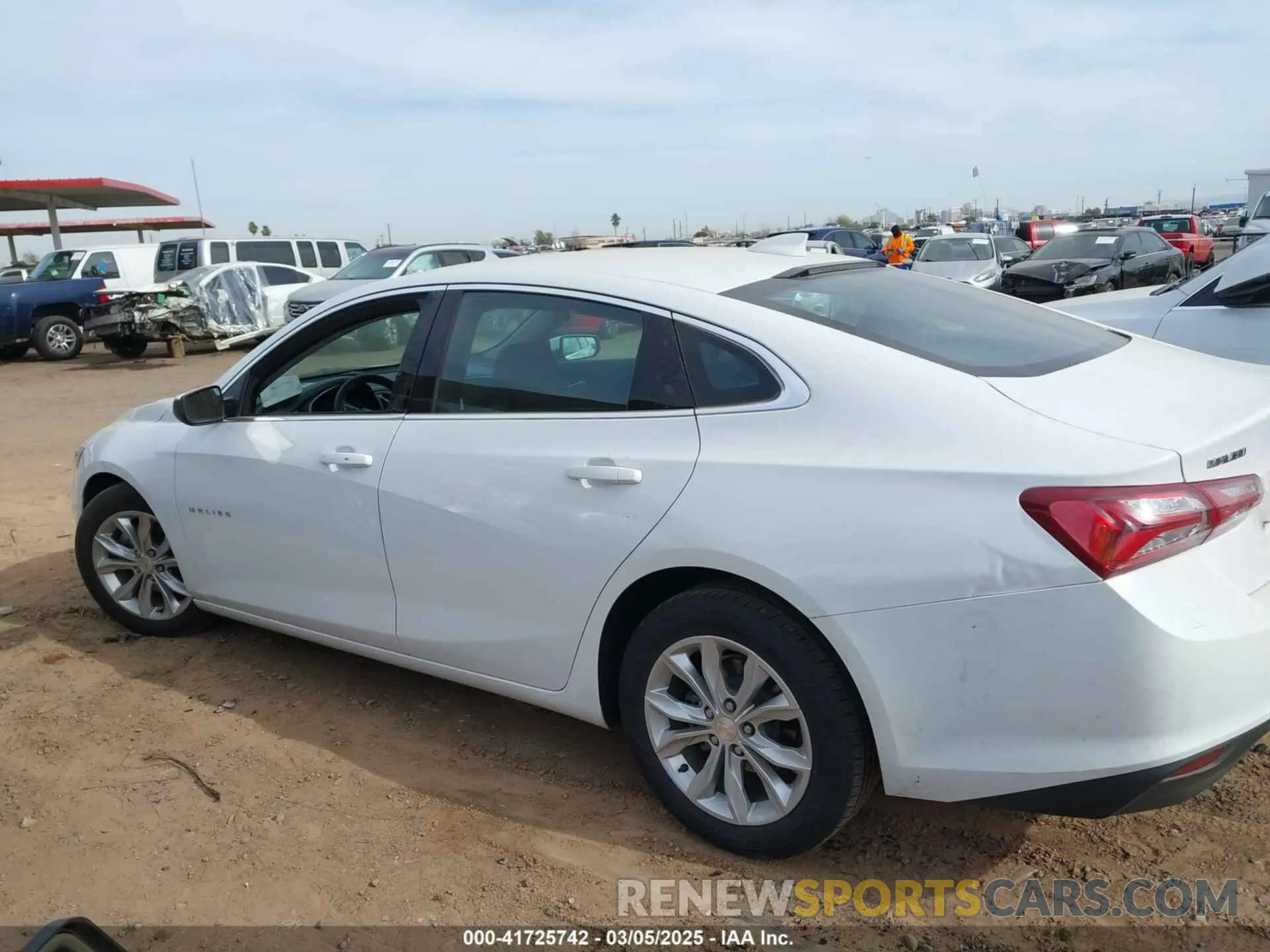 14 fotografías del automóvil dañado 1G1ZD5ST7NF126949 CHEVROLET MALIBU 2022