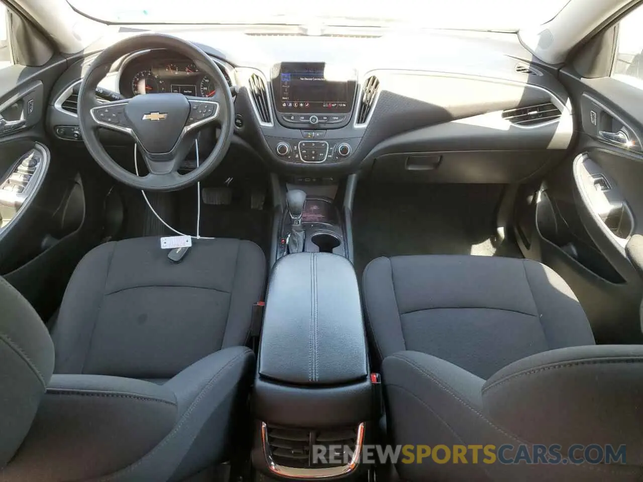 8 fotografías del automóvil dañado 1G1ZD5ST7NF150068 CHEVROLET MALIBU 2022