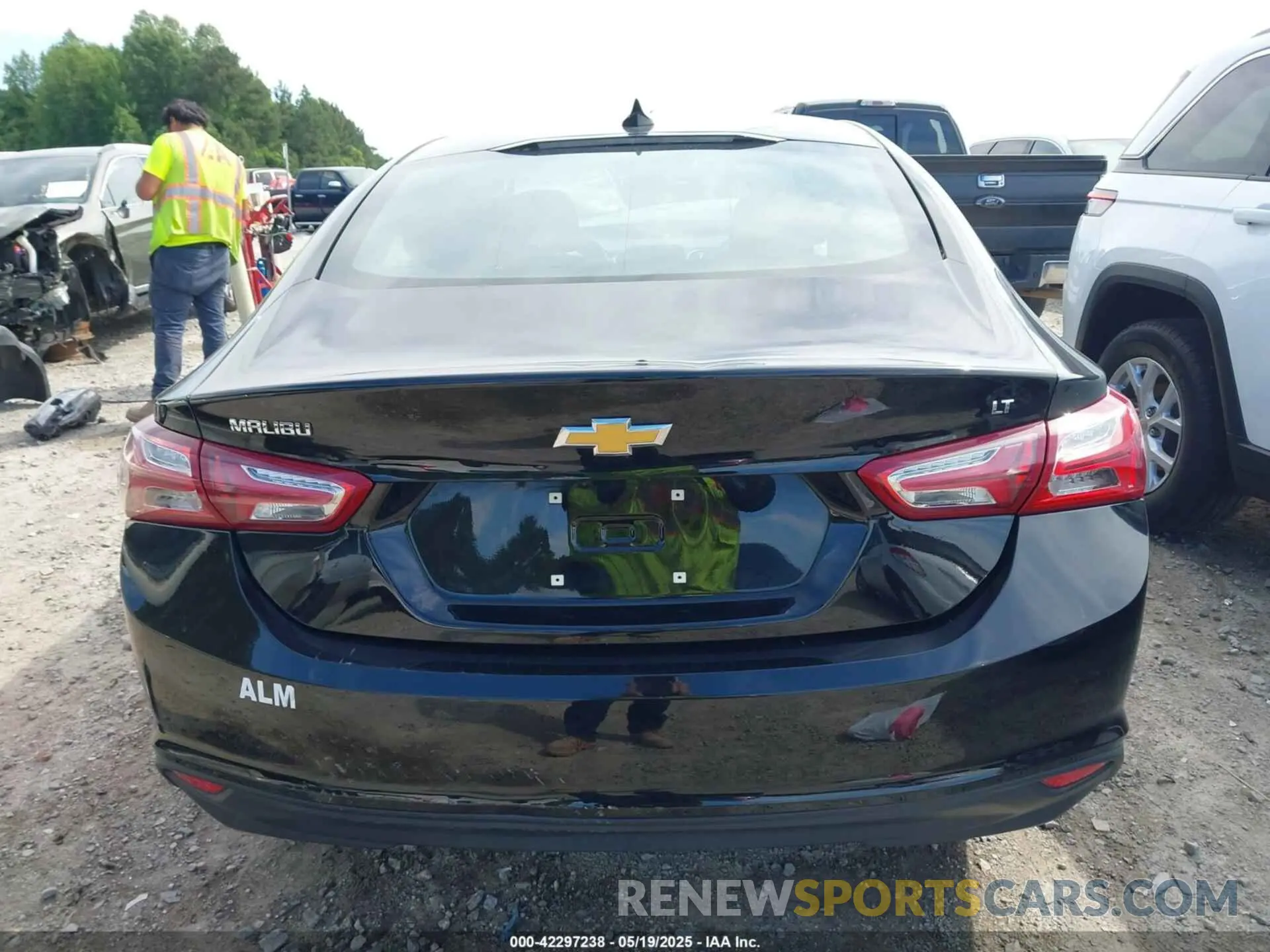 17 fotografías del automóvil dañado 1G1ZD5ST7NF163161 CHEVROLET MALIBU 2022