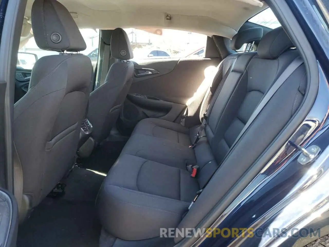 10 fotografías del automóvil dañado 1G1ZD5ST8NF115801 CHEVROLET MALIBU 2022
