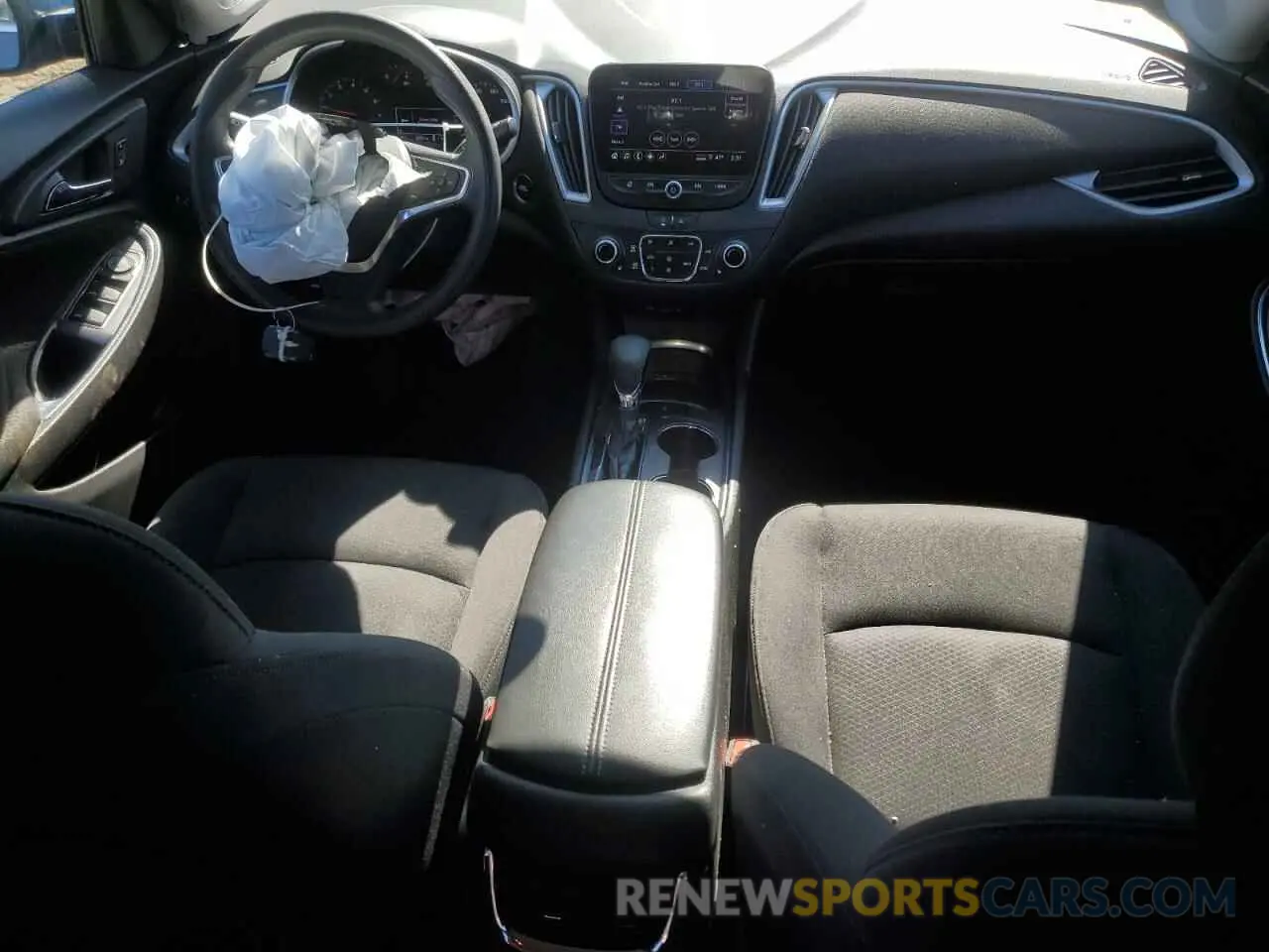 8 fotografías del automóvil dañado 1G1ZD5ST8NF115801 CHEVROLET MALIBU 2022
