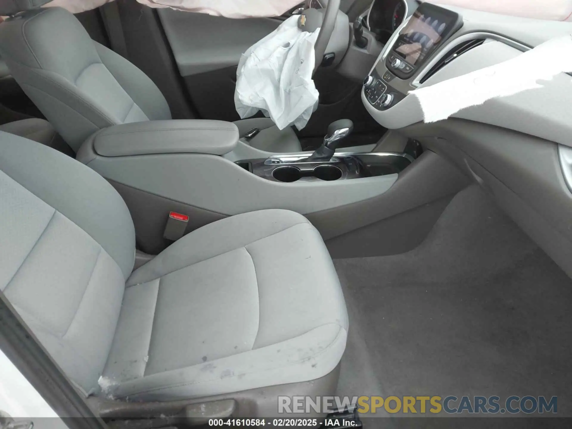 5 fotografías del automóvil dañado 1G1ZD5ST8NF147440 CHEVROLET MALIBU 2022