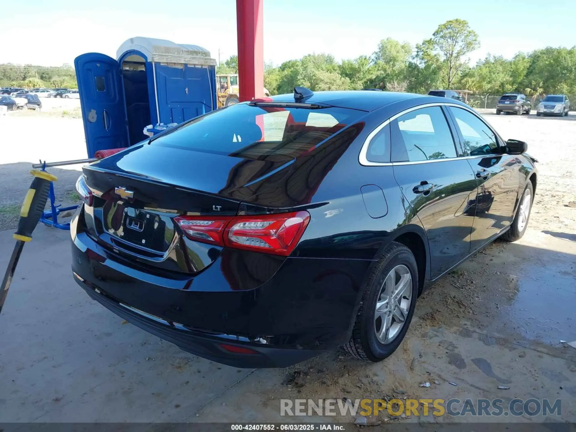 4 fotografías del automóvil dañado 1G1ZD5ST8NF173651 CHEVROLET MALIBU 2022