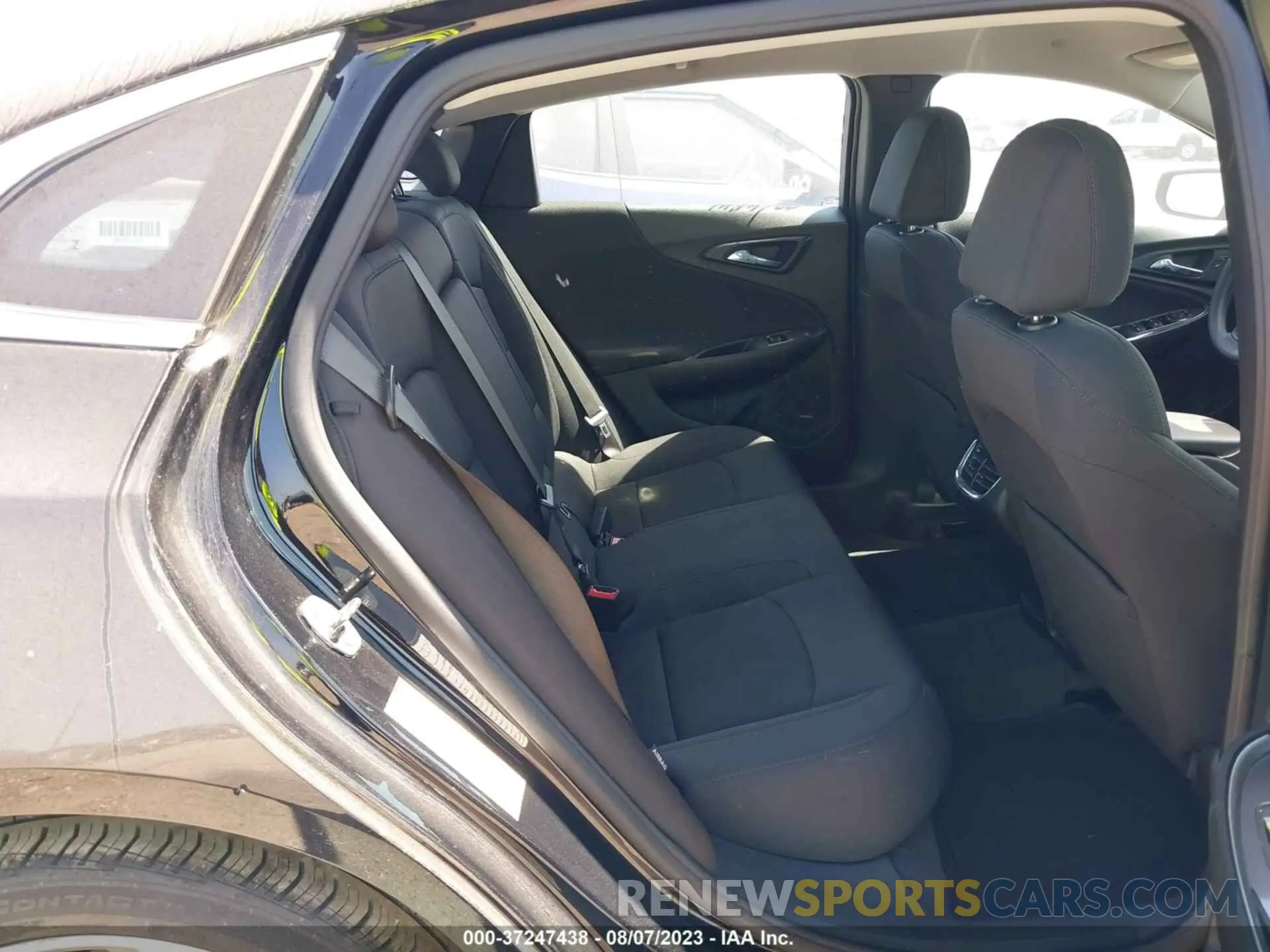 8 fotografías del automóvil dañado 1G1ZD5ST9NF114687 CHEVROLET MALIBU 2022