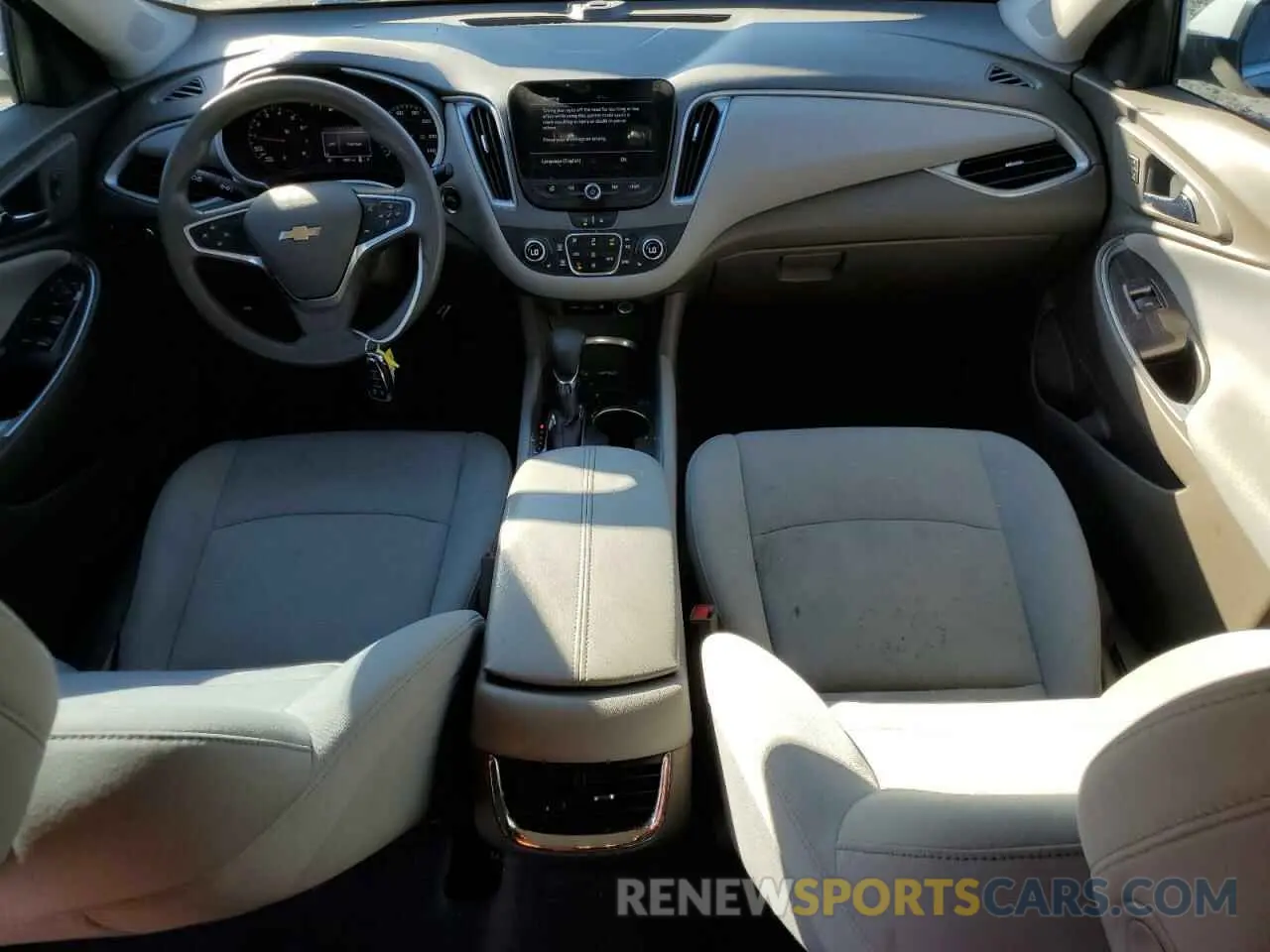 8 fotografías del automóvil dañado 1G1ZD5STXNF134351 CHEVROLET MALIBU 2022