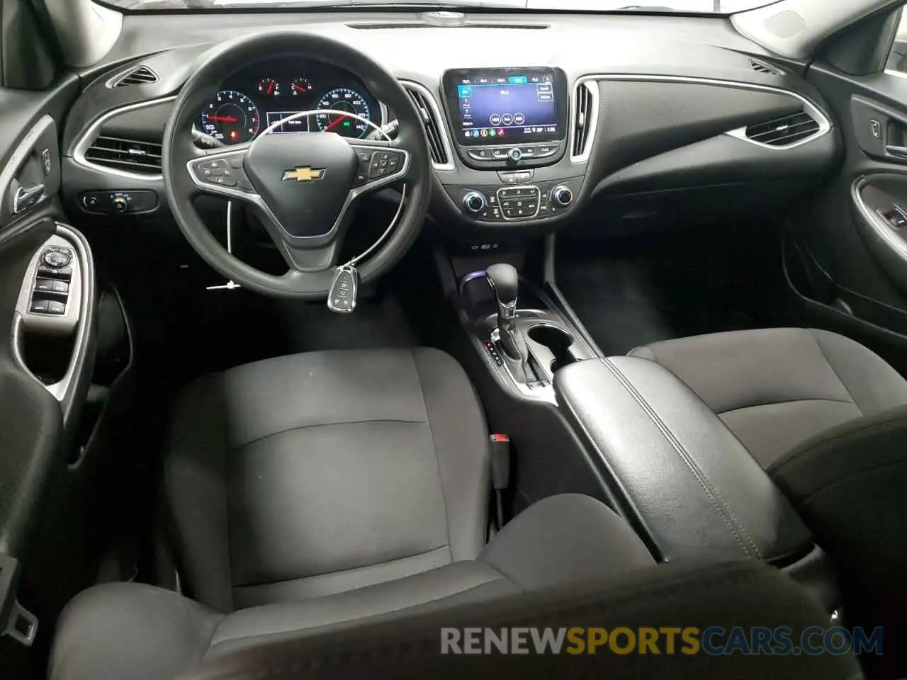 8 fotografías del automóvil dañado 1G1ZD5STXNF165860 CHEVROLET MALIBU 2022
