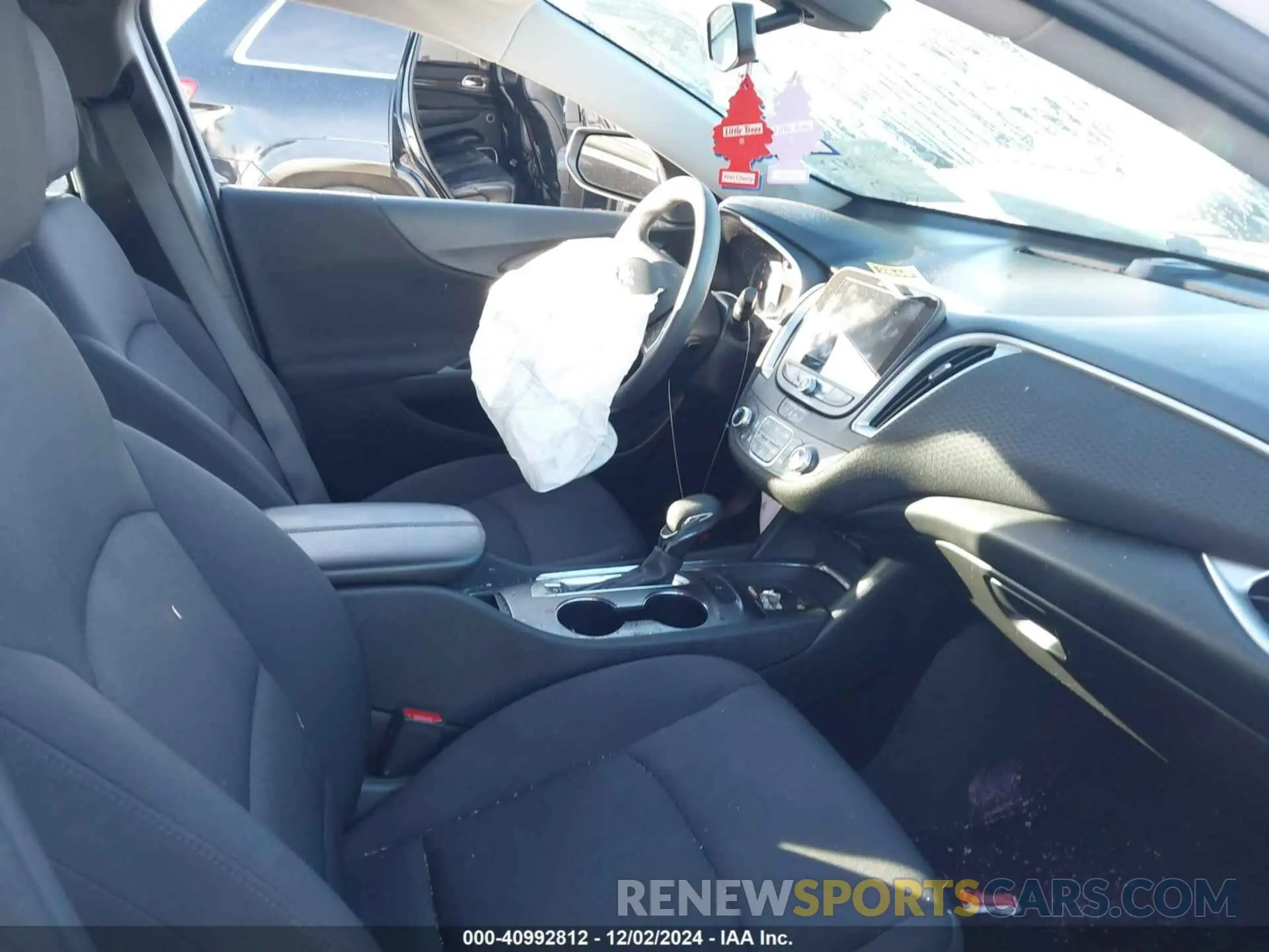 5 fotografías del automóvil dañado 1G1ZD5STXNF180763 CHEVROLET MALIBU 2022