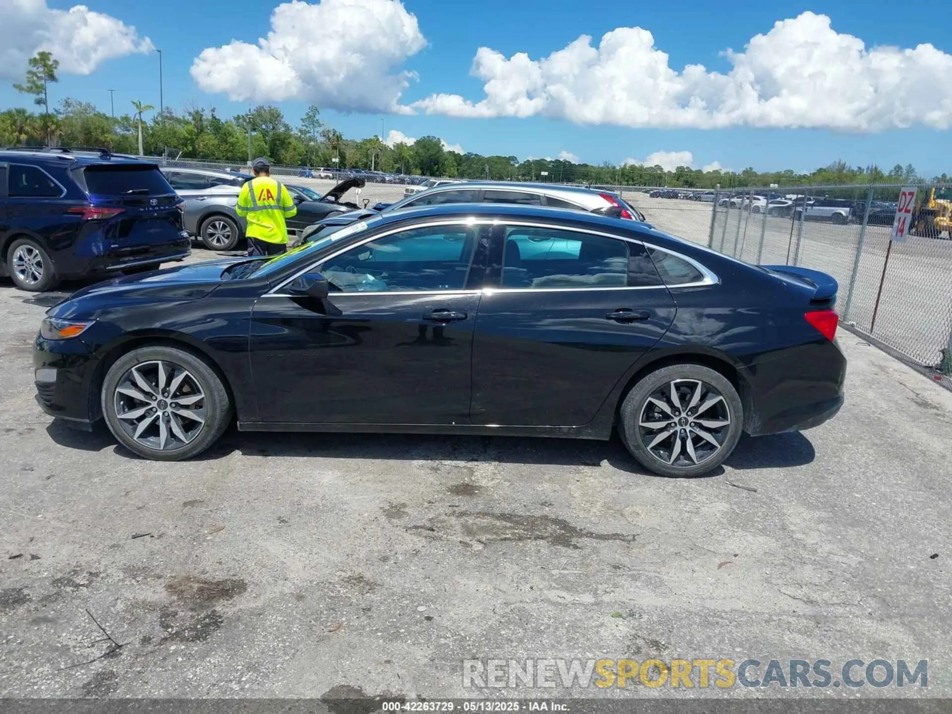 14 fotografías del automóvil dañado 1G1ZG5ST4NF207849 CHEVROLET MALIBU 2022