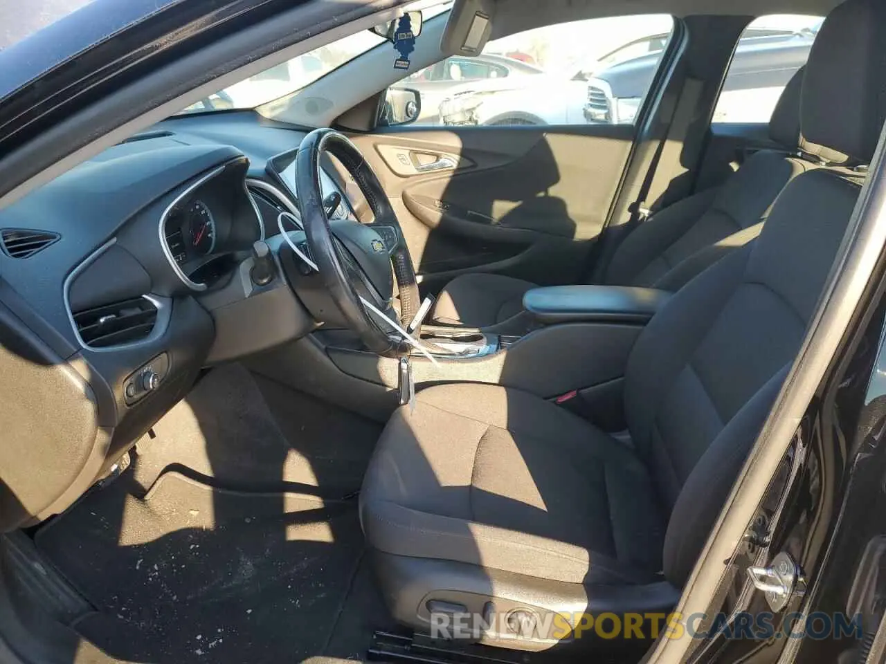 7 fotografías del automóvil dañado 1G1ZG5ST9NF210410 CHEVROLET MALIBU 2022