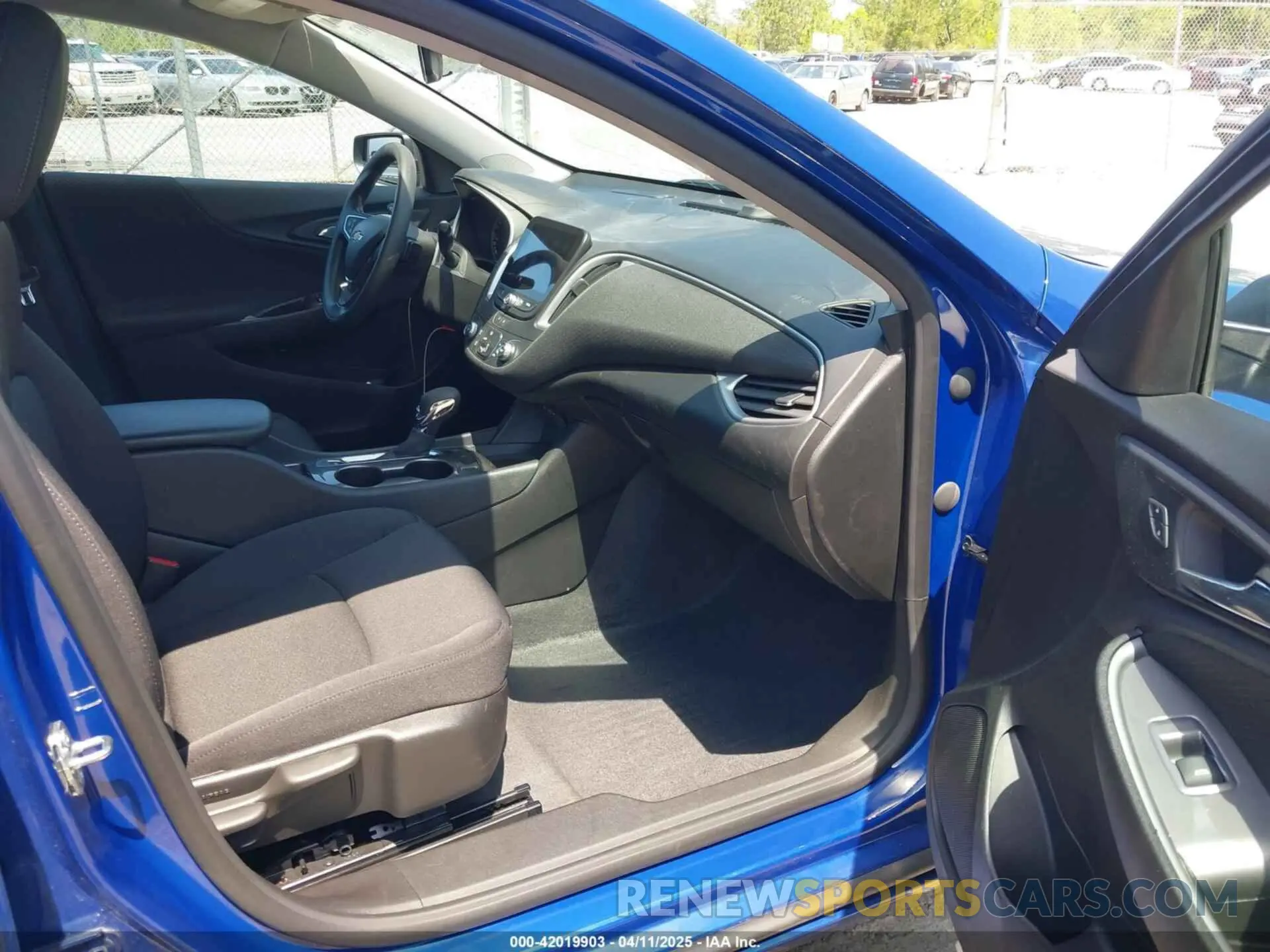 5 fotografías del automóvil dañado 1G1ZB5ST4PF243655 CHEVROLET MALIBU 2023