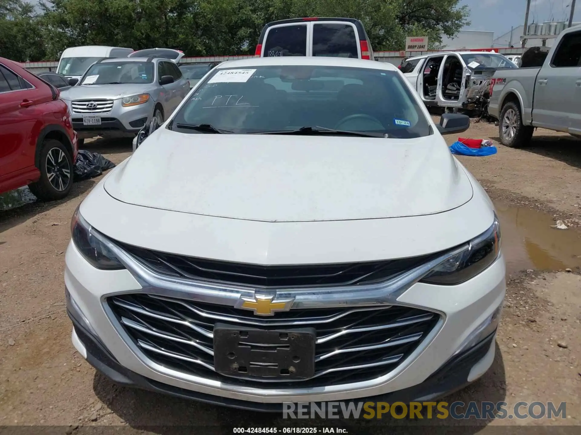 13 fotografías del automóvil dañado 1G1ZC5ST5PF118435 CHEVROLET MALIBU 2023