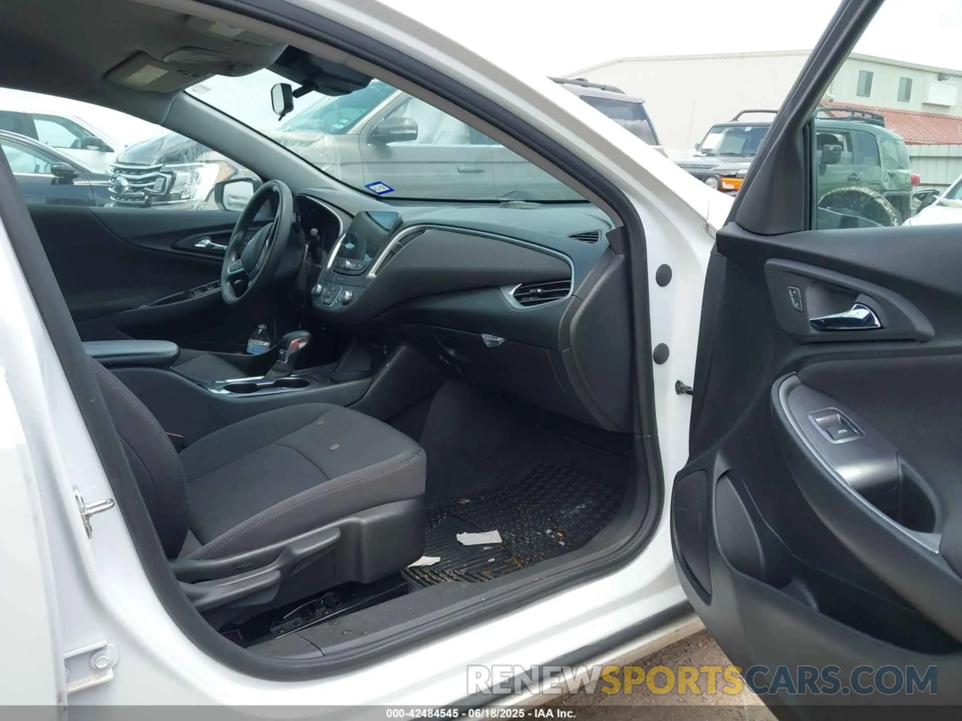 5 fotografías del automóvil dañado 1G1ZC5ST5PF118435 CHEVROLET MALIBU 2023