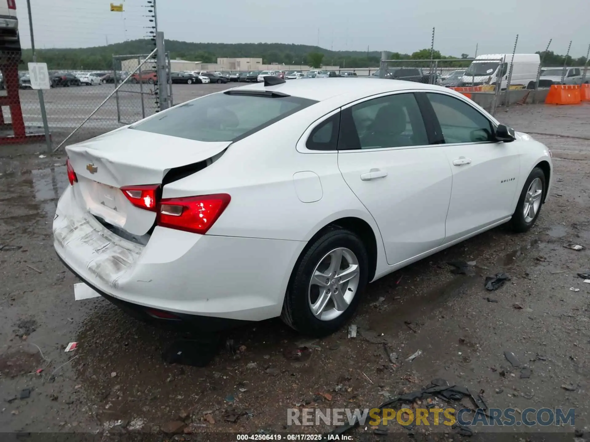 4 fotografías del automóvil dañado 1G1ZC5STXPF166108 CHEVROLET MALIBU 2023