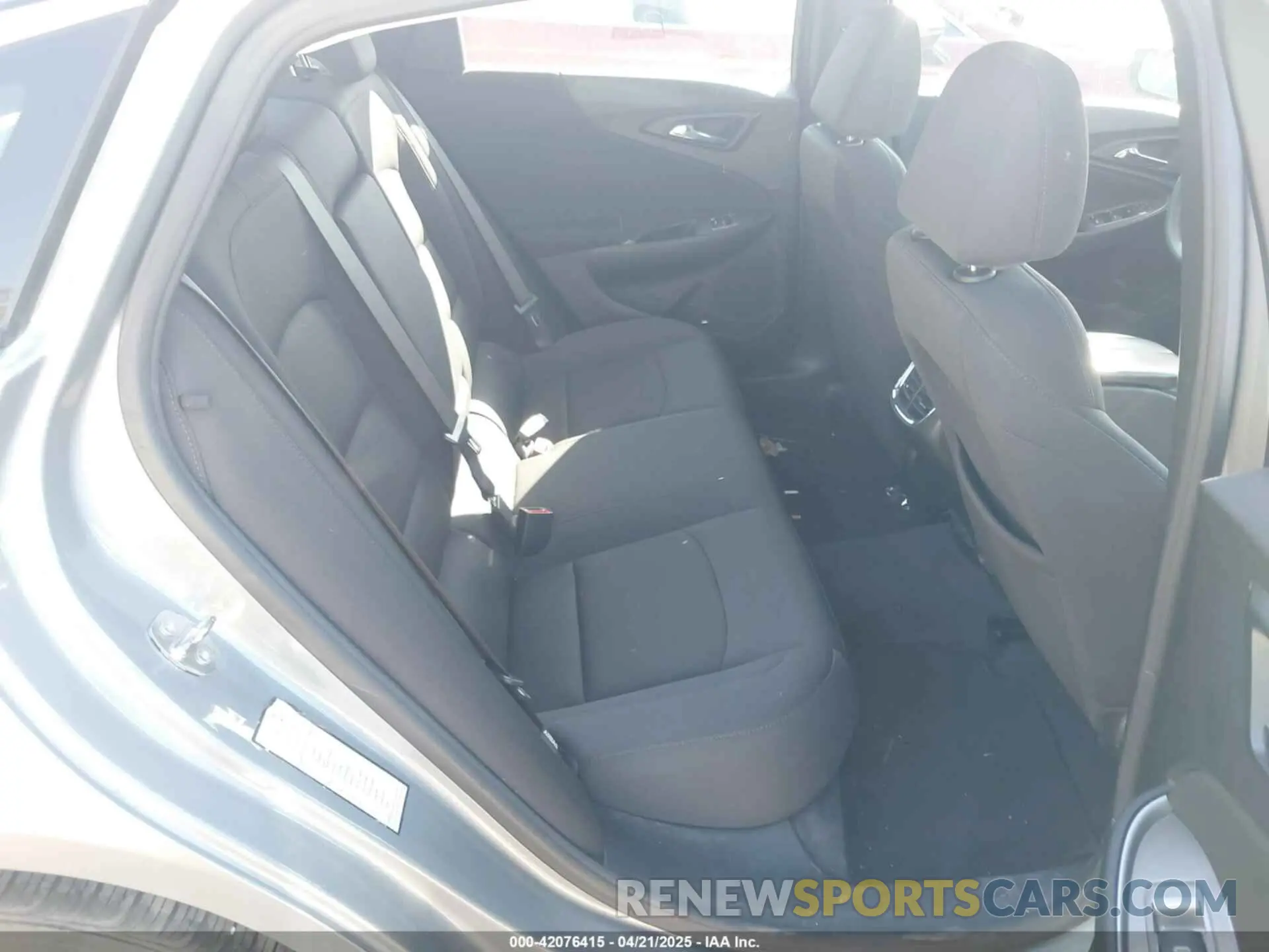 8 fotografías del automóvil dañado 1G1ZD5ST0PF161464 CHEVROLET MALIBU 2023