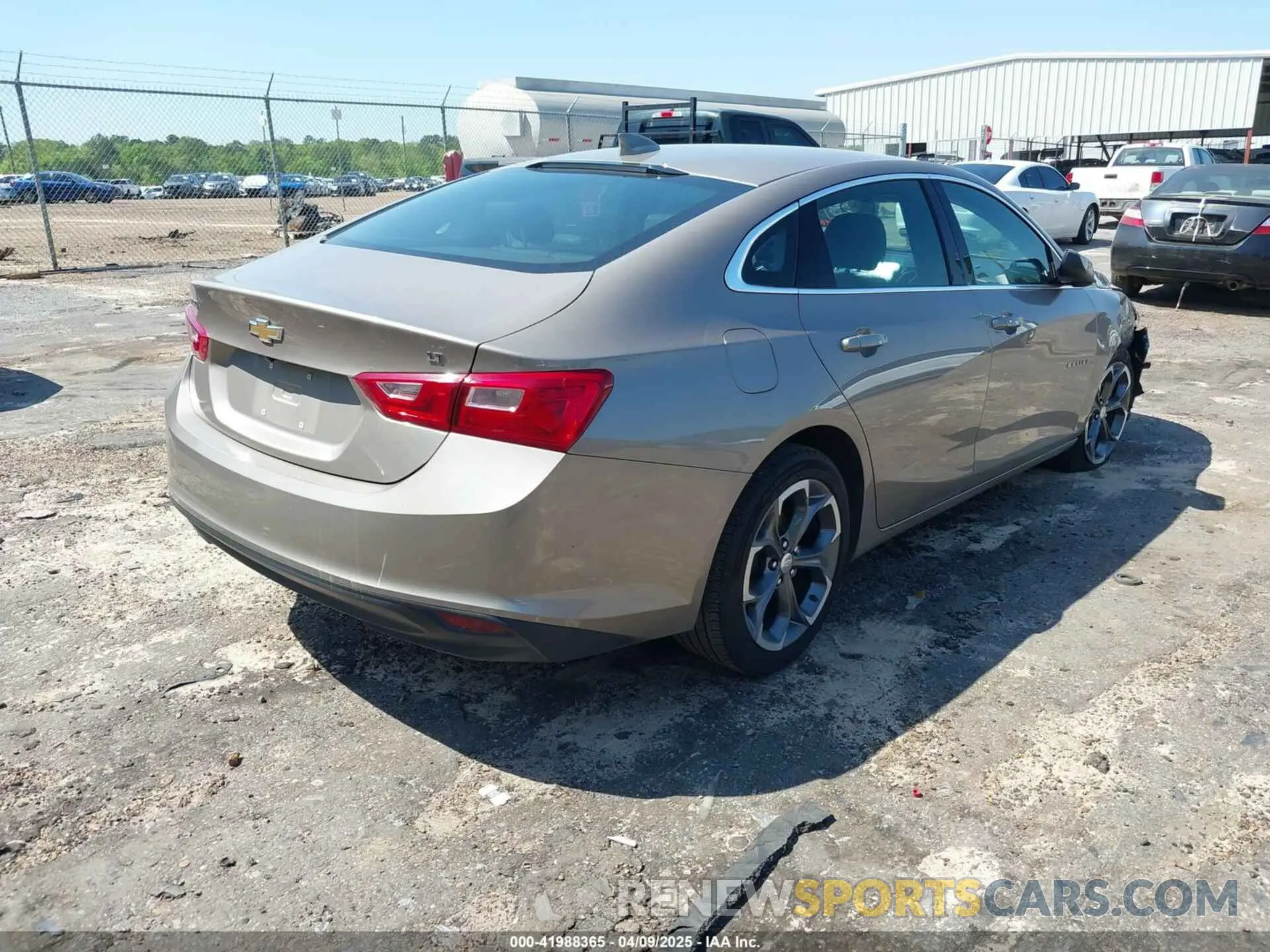 4 fotografías del automóvil dañado 1G1ZD5ST0PF180709 CHEVROLET MALIBU 2023