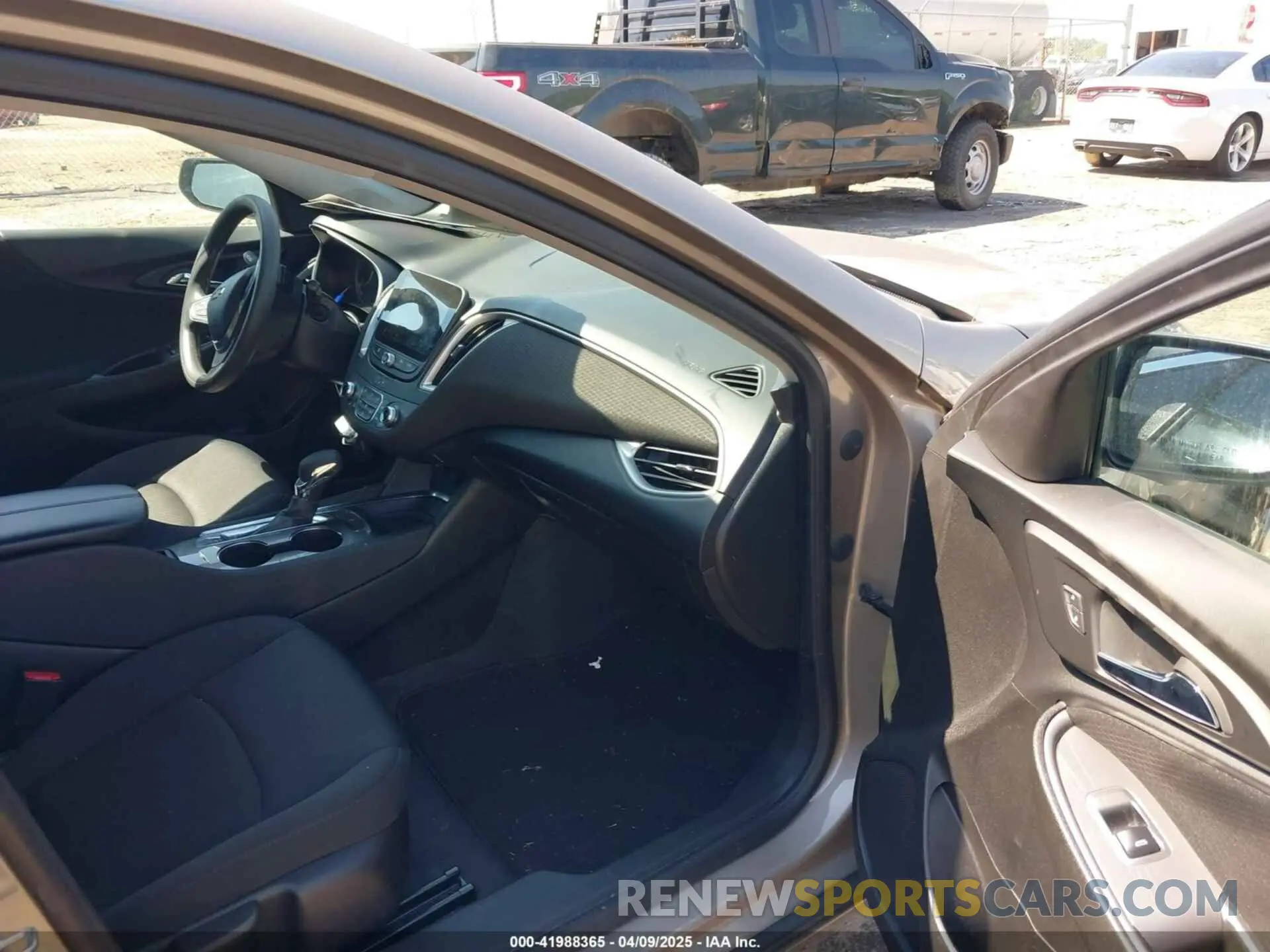 5 fotografías del automóvil dañado 1G1ZD5ST0PF180709 CHEVROLET MALIBU 2023