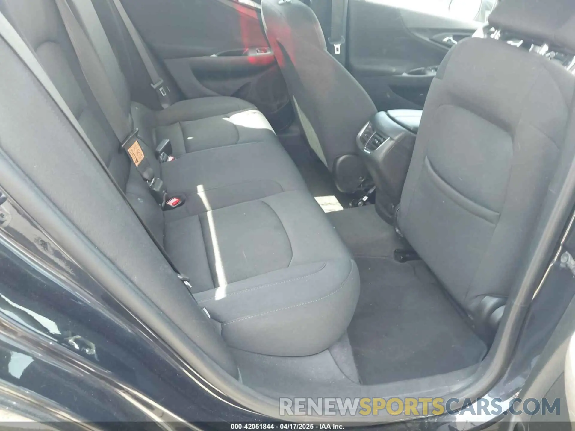 8 fotografías del automóvil dañado 1G1ZD5ST0PF197574 CHEVROLET MALIBU 2023