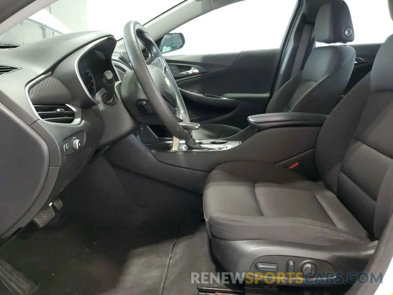 7 fotografías del automóvil dañado 1G1ZD5ST1PF134337 CHEVROLET MALIBU 2023