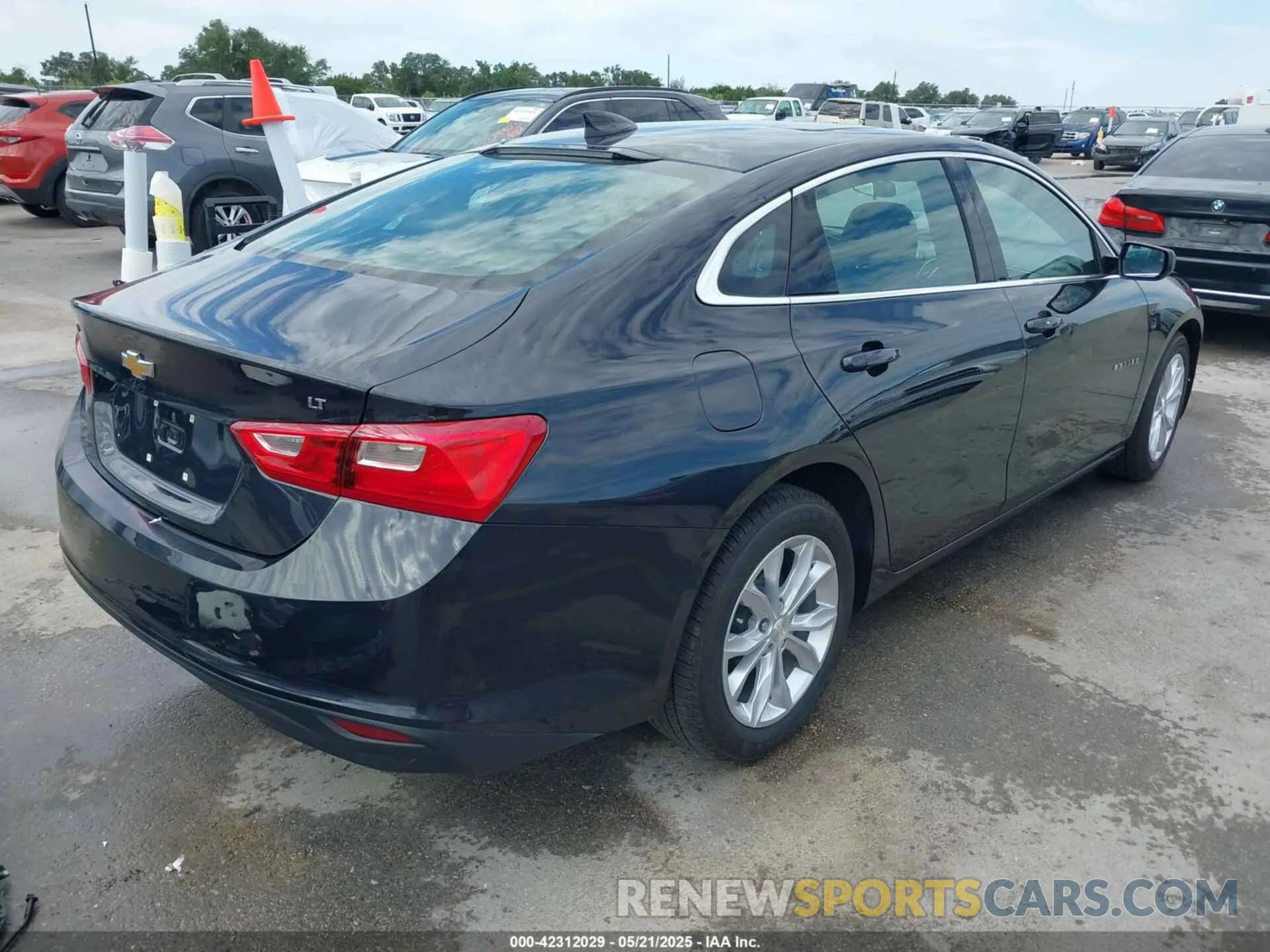 4 fotografías del automóvil dañado 1G1ZD5ST1PF166155 CHEVROLET MALIBU 2023