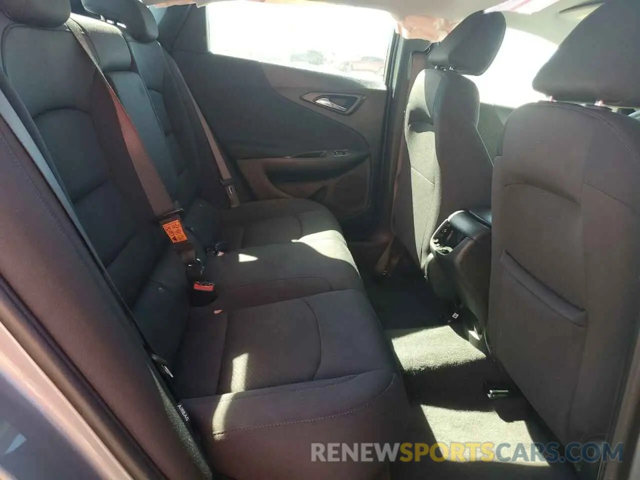 10 fotografías del automóvil dañado 1G1ZD5ST1PF167919 CHEVROLET MALIBU 2023