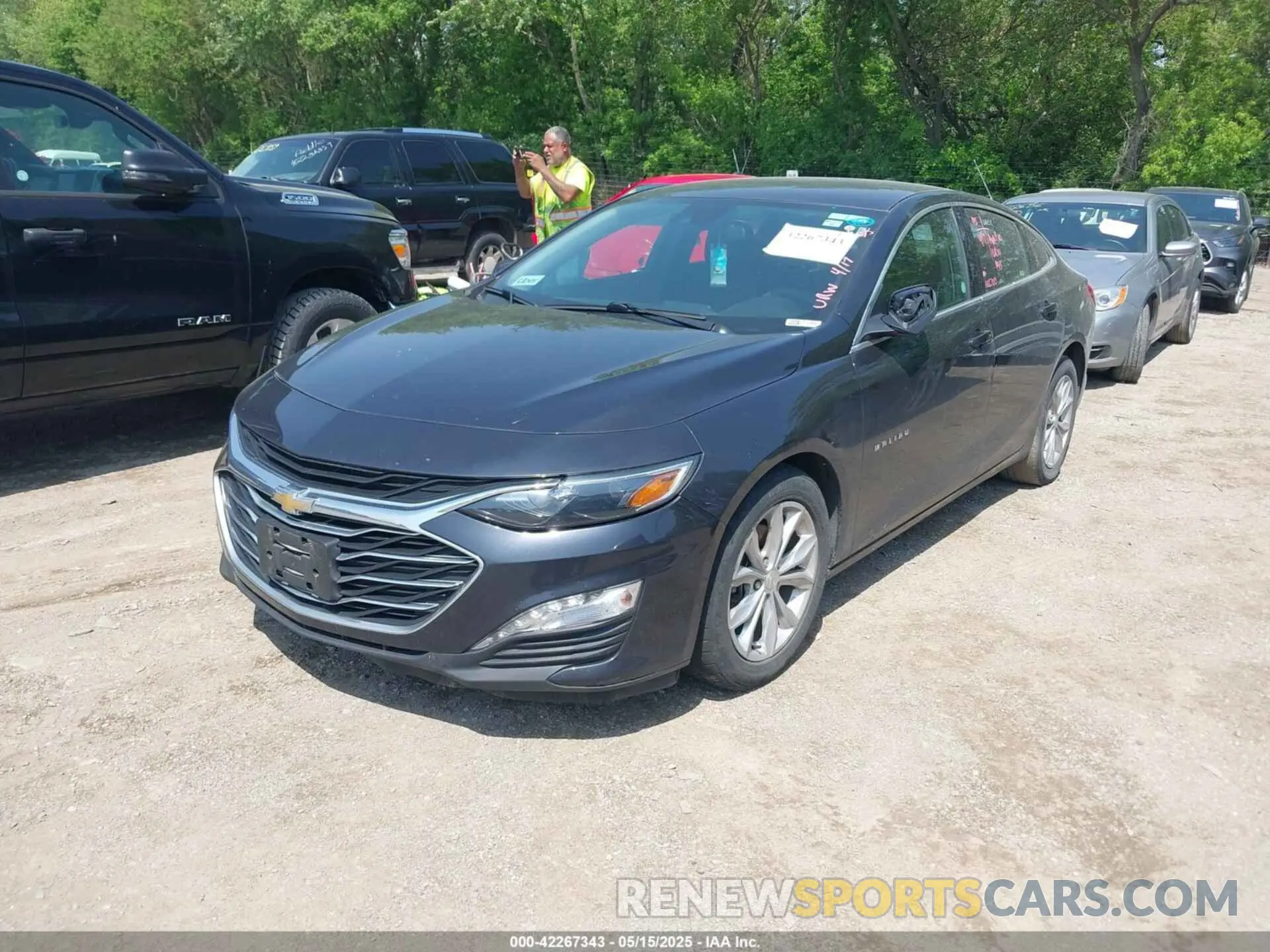 2 fotografías del automóvil dañado 1G1ZD5ST1PF179813 CHEVROLET MALIBU 2023